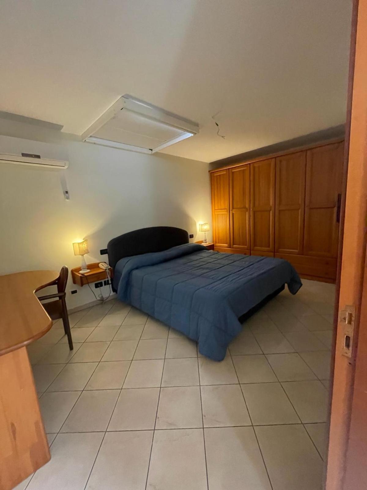 Deluxe Apartment photo 2