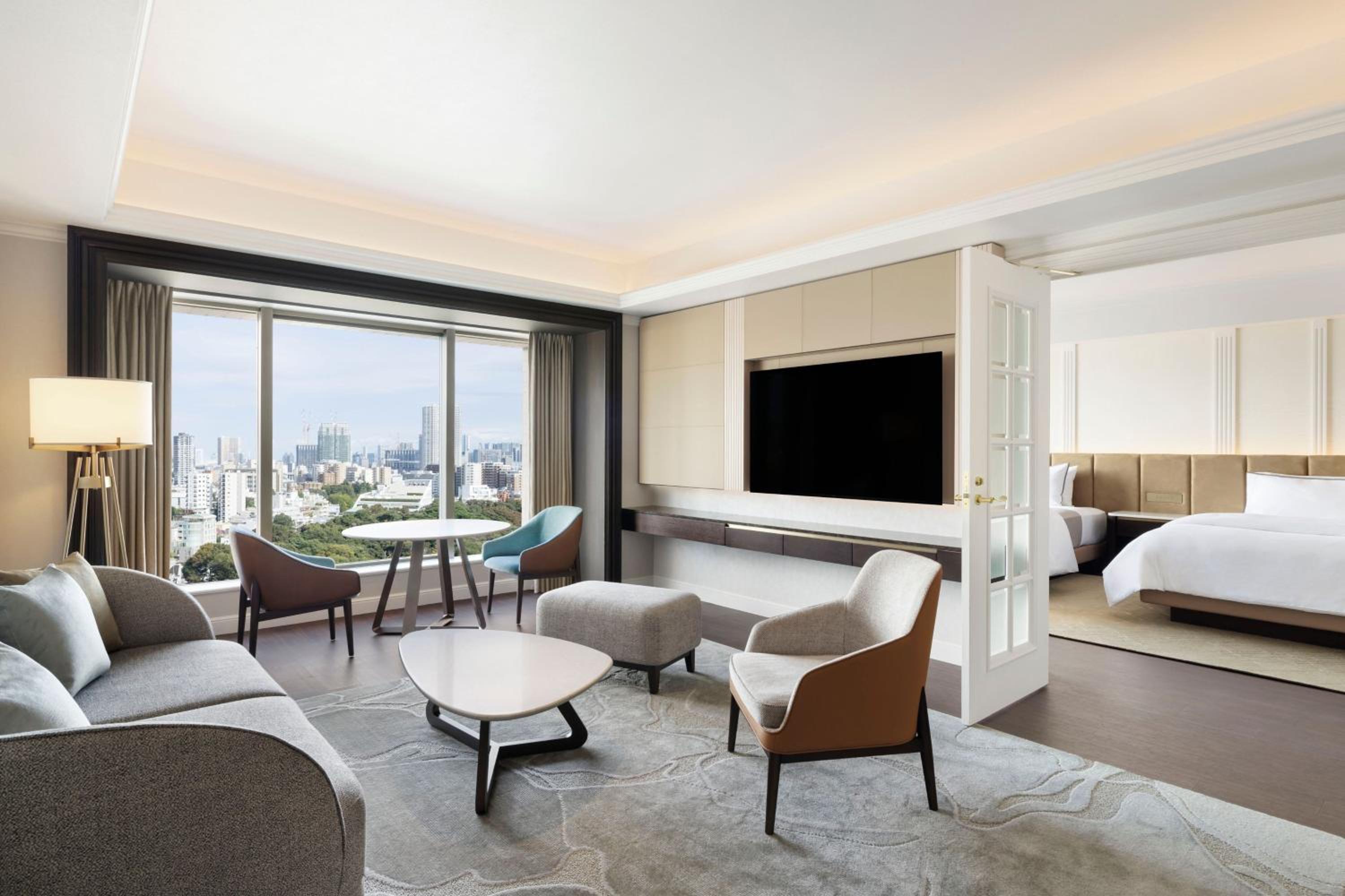 One-Bedroom Suite with Two Double Beds and Club Lounge Access - High Floor photo 2