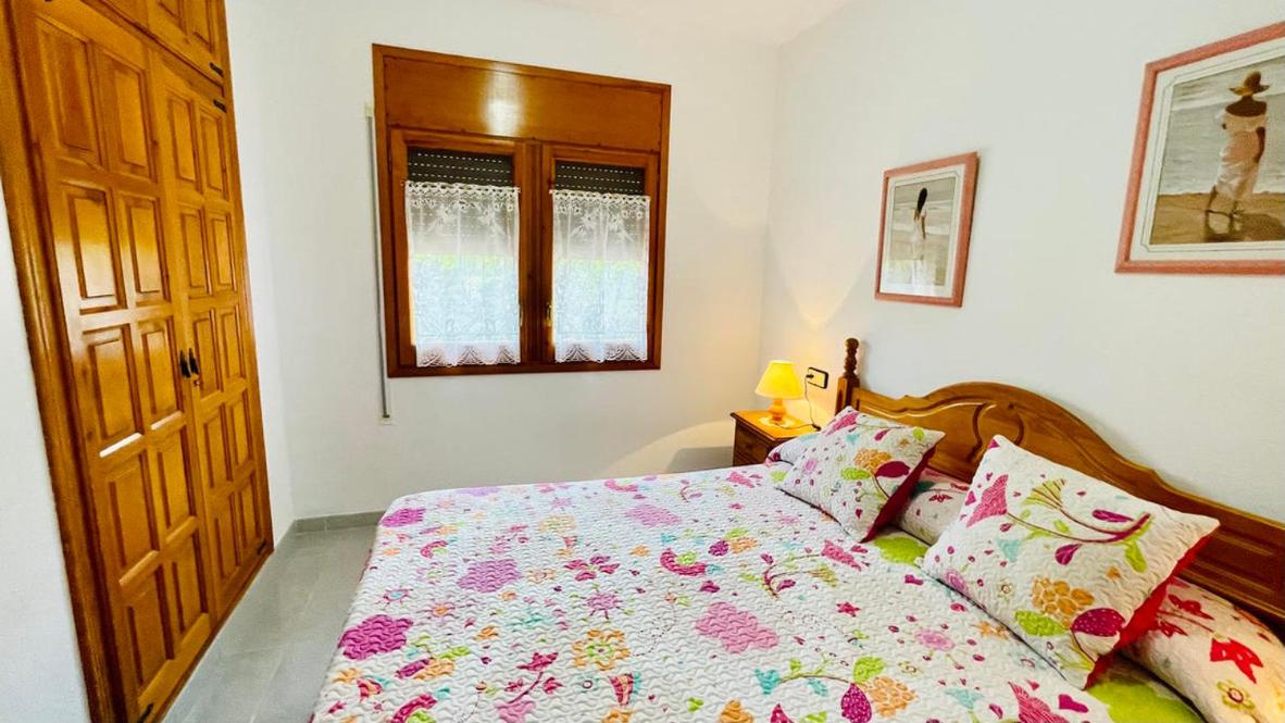 Villa de Tres Habitaciones
