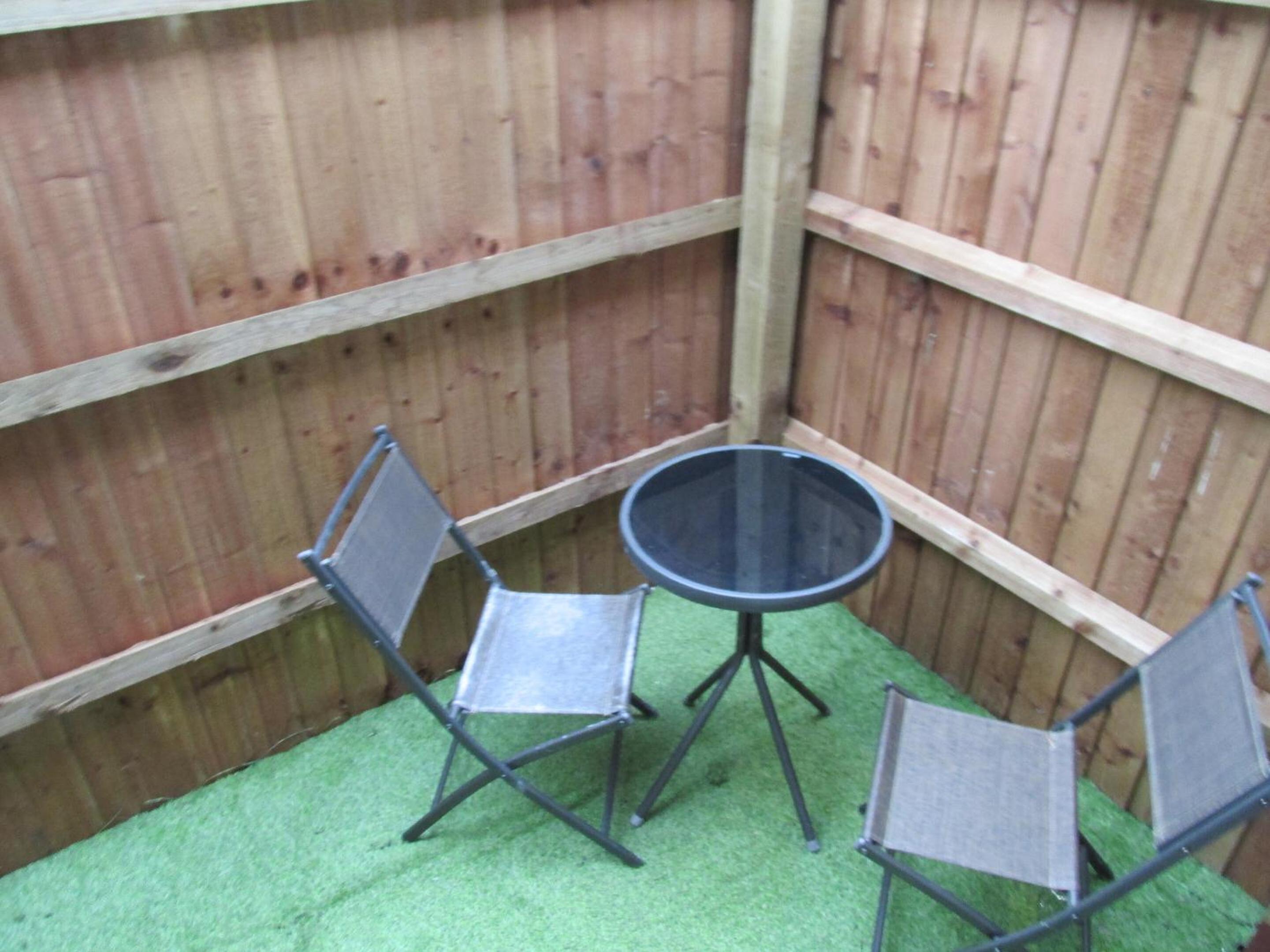 Small Double Room photo 3
