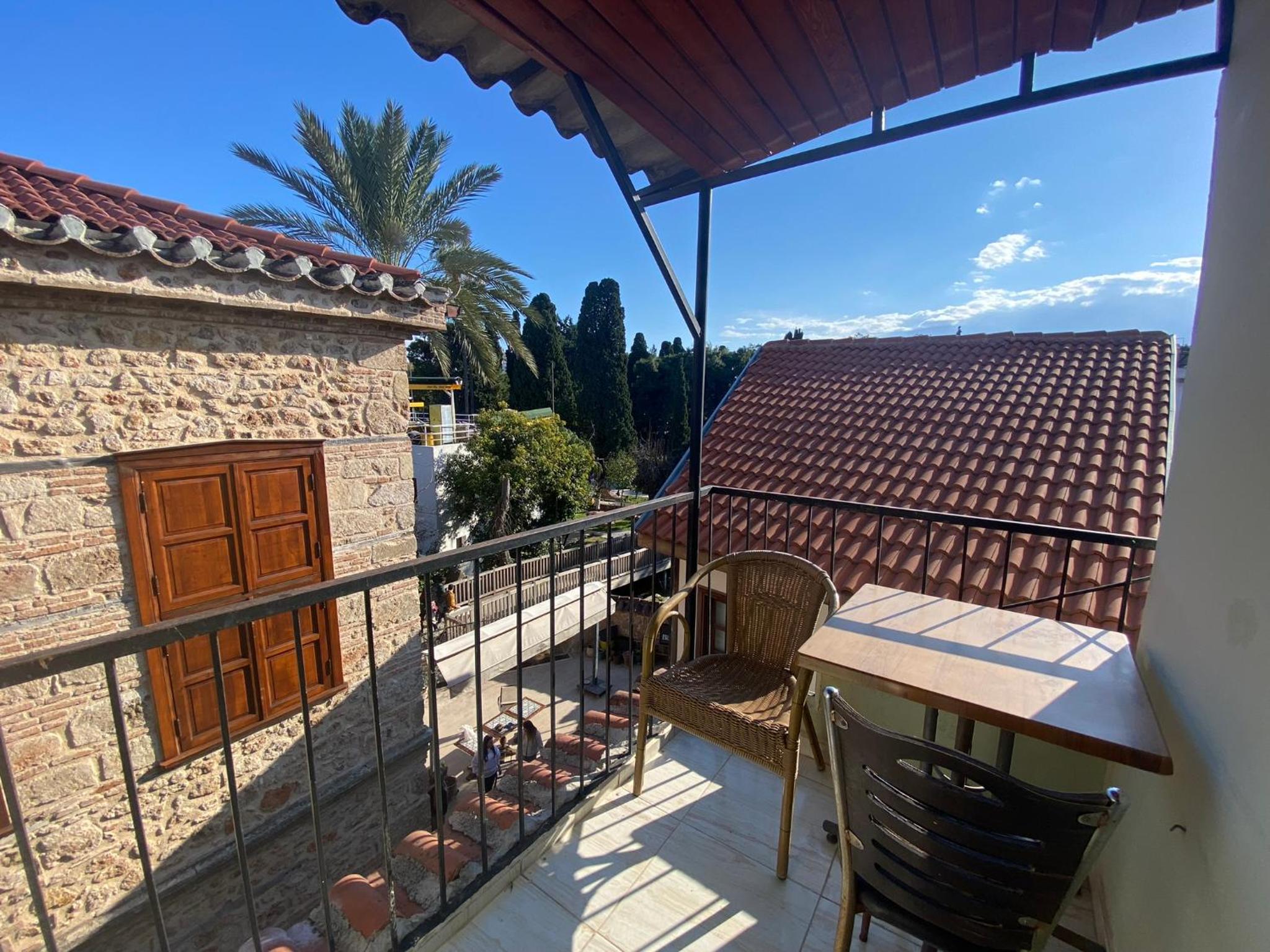 Apartment with Balcony photo 2