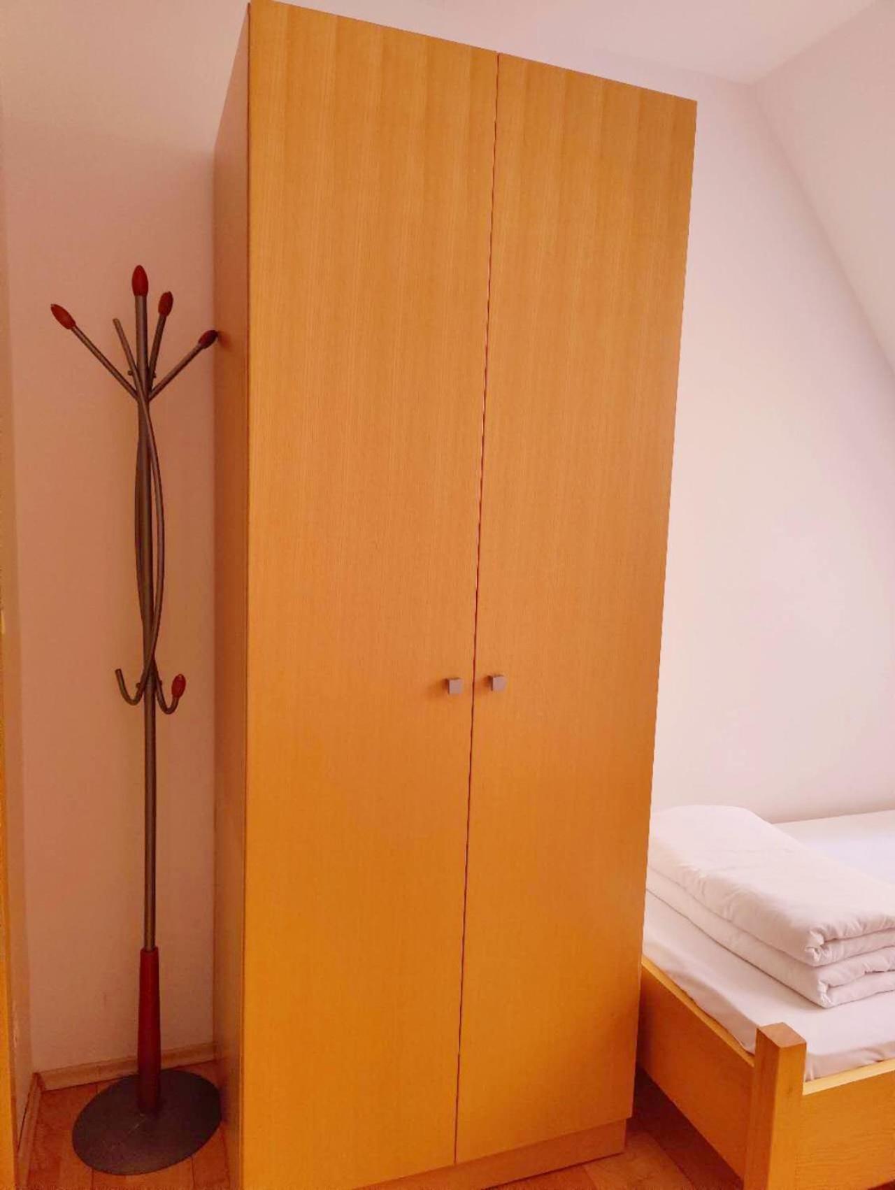 Standard Twin Room photo 3