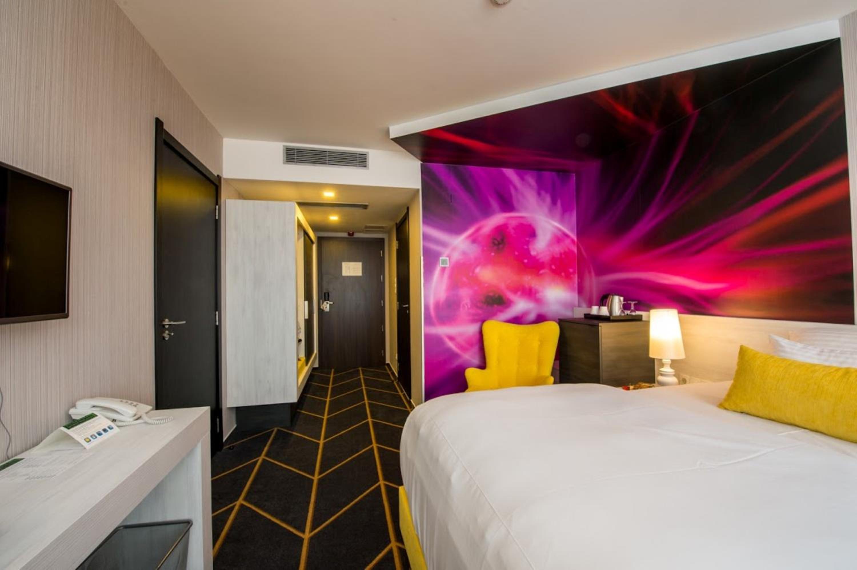 Superior connecting room for 4 adults