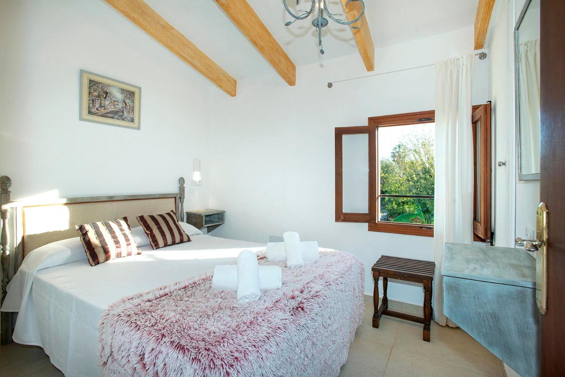 Villa de Cuatro Habitaciones