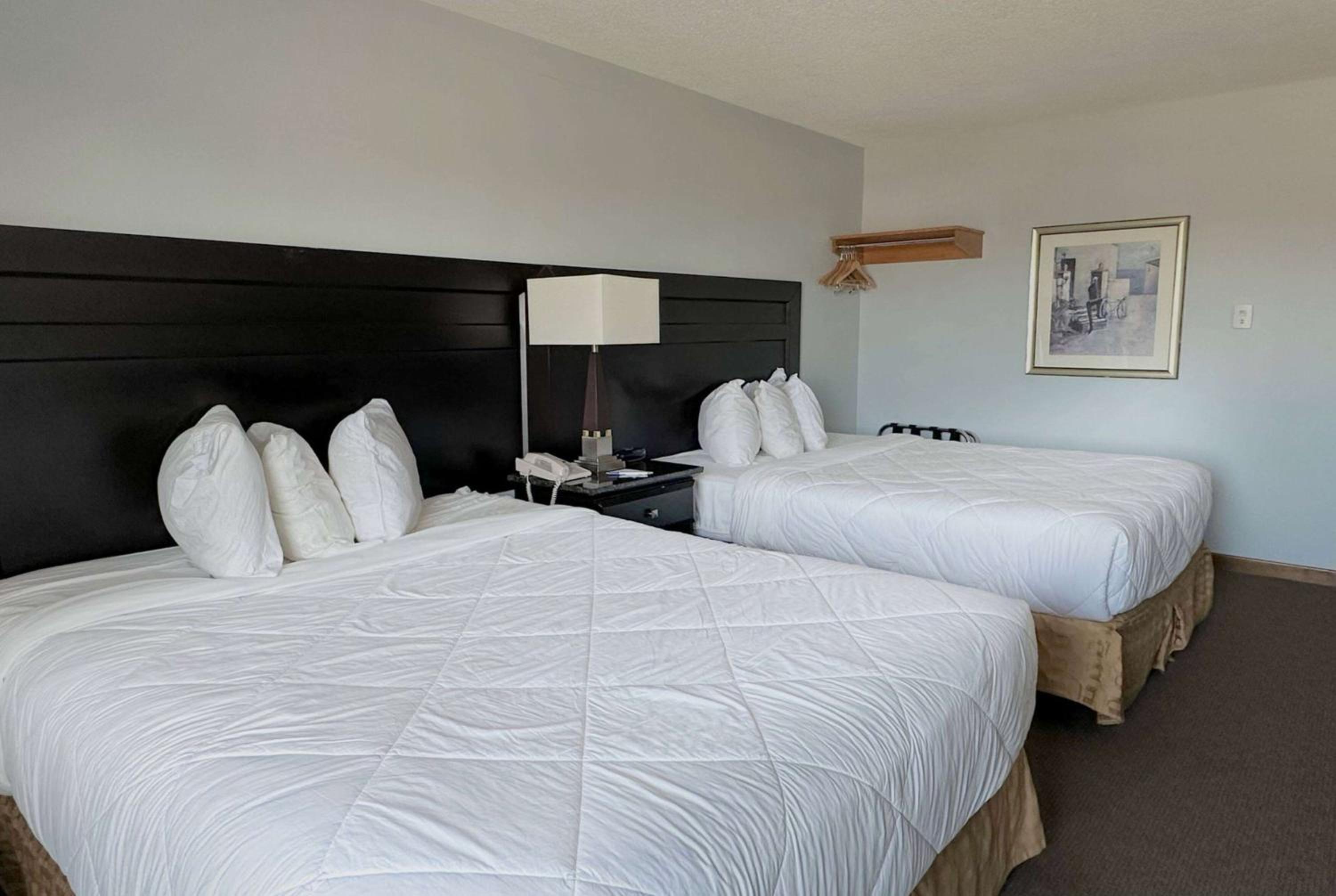 Queen Room with Two Queen Beds - Non-Smoking /  2nd Floor - Photo 1