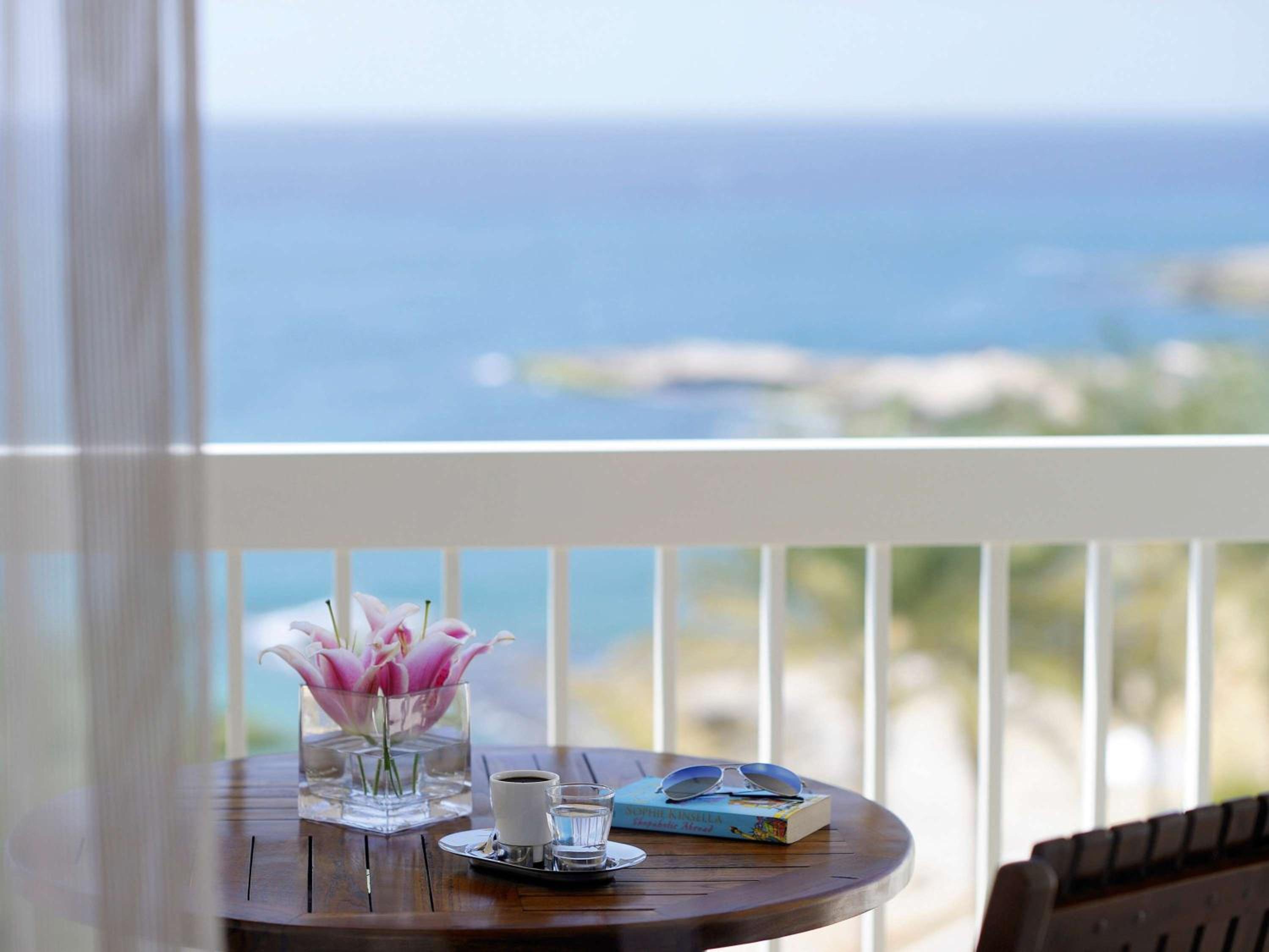 Balcony & Terrace