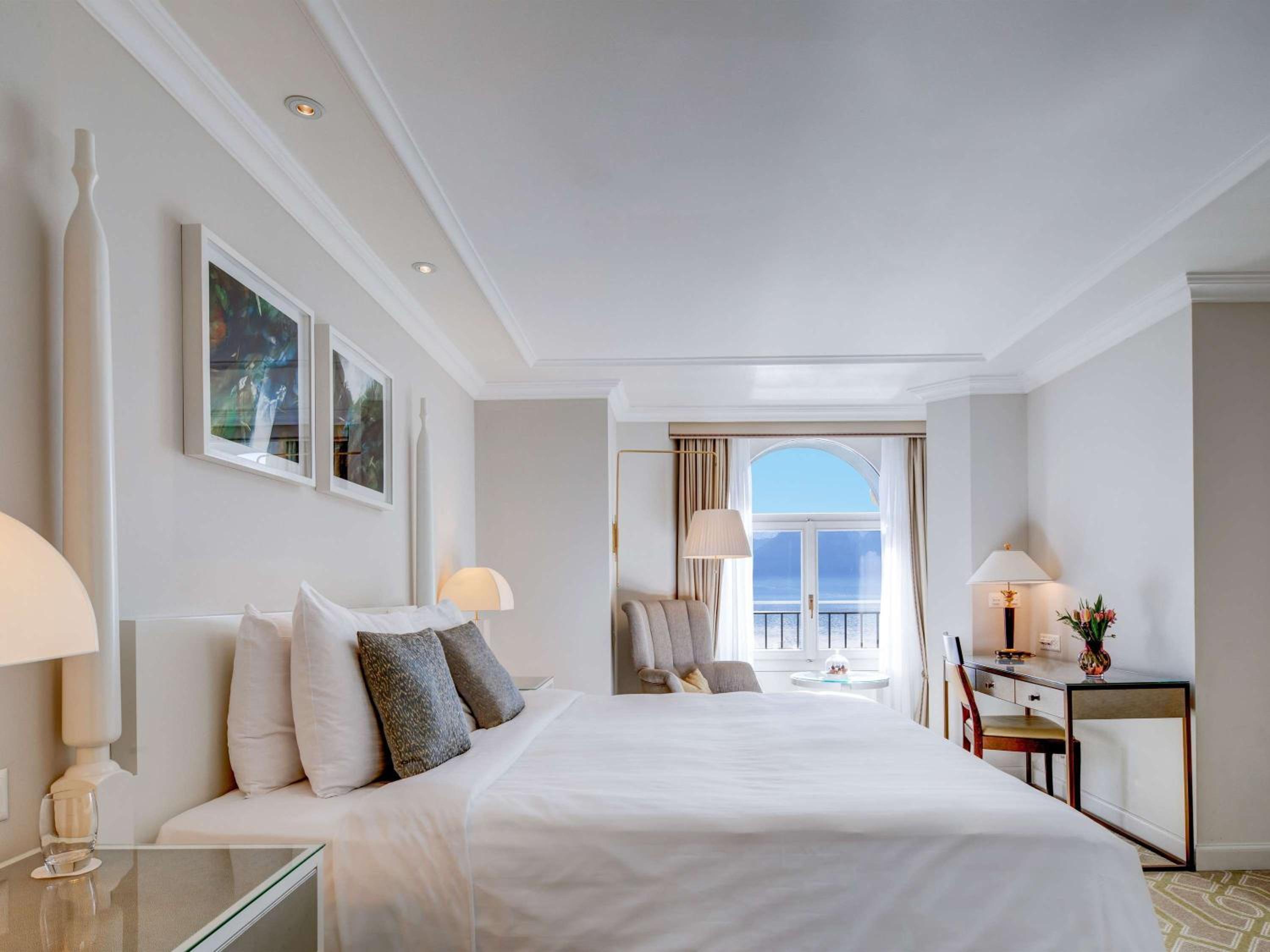 Fairmont City View One Queen - Photo 1