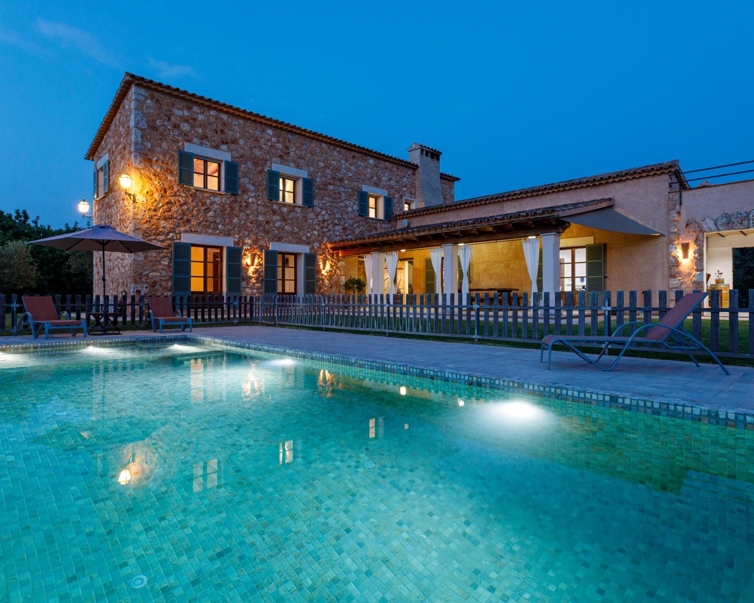 Three-Bedroom Villa photo 2