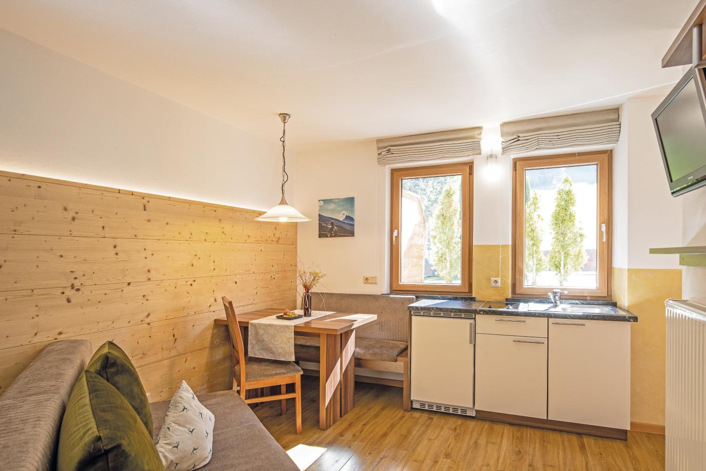 Studio Apartment photo 3