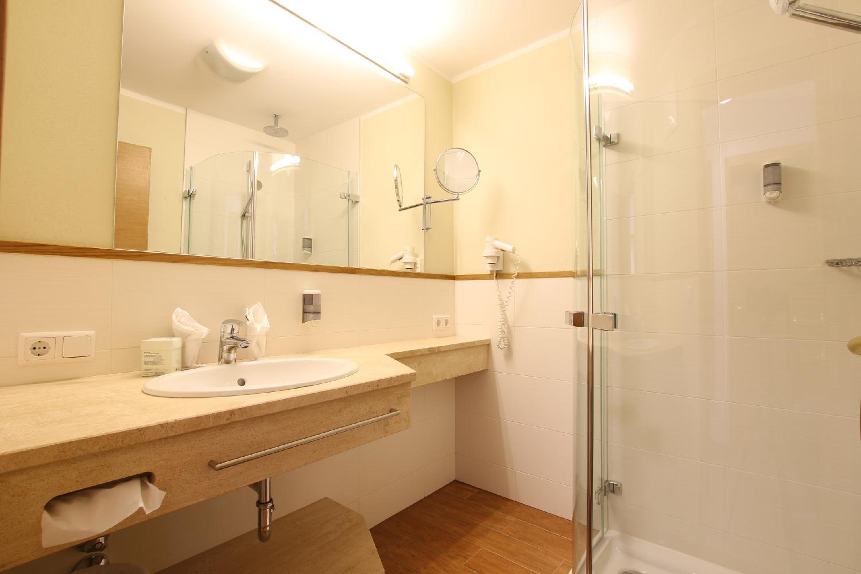 Deluxe Double Room photo 2