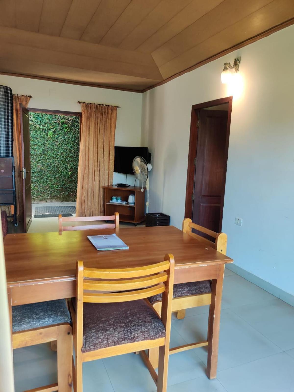 Two-Bedroom Cottage - Photo 3