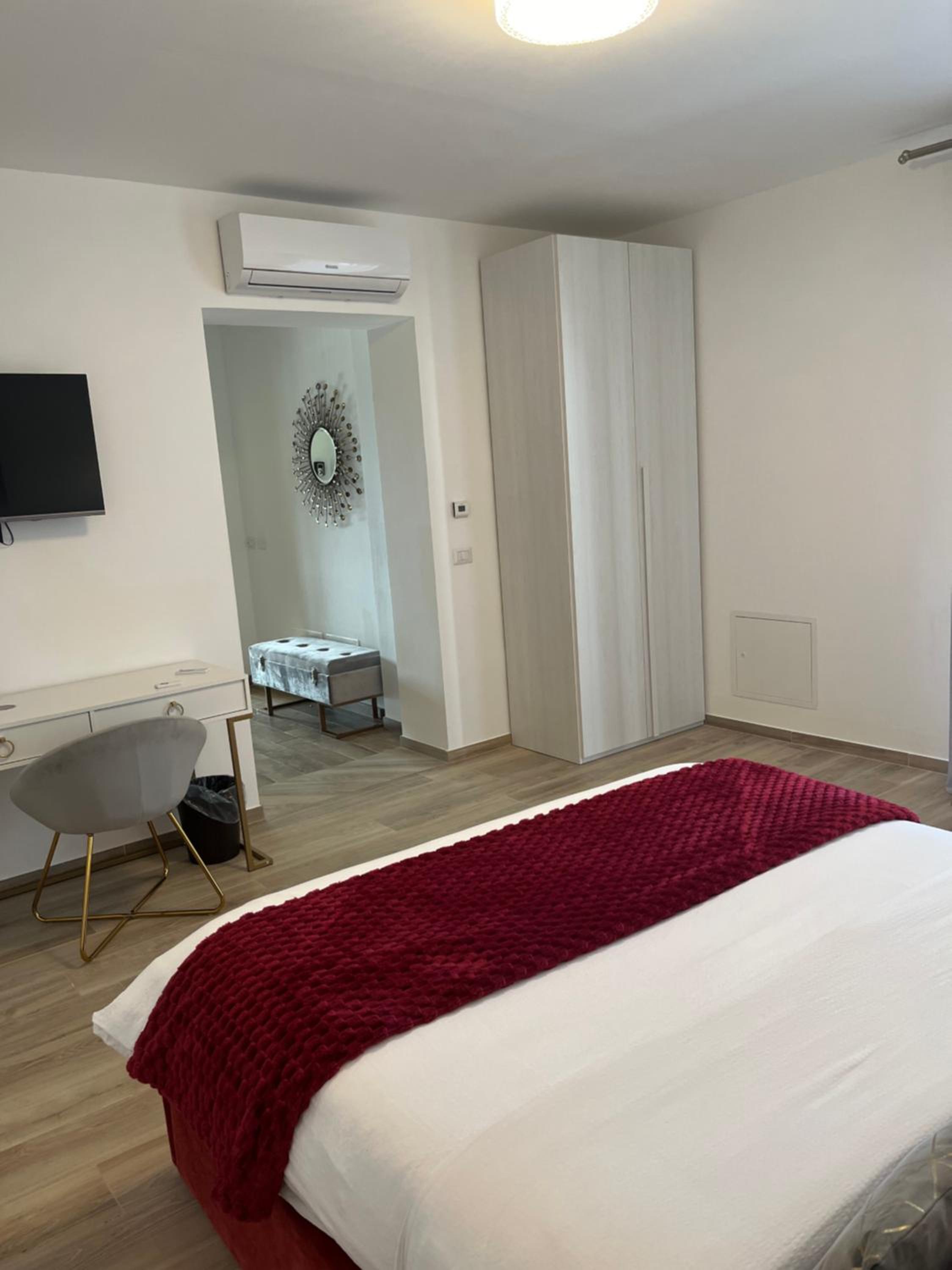 Double Room with Private Bathroom photo 2