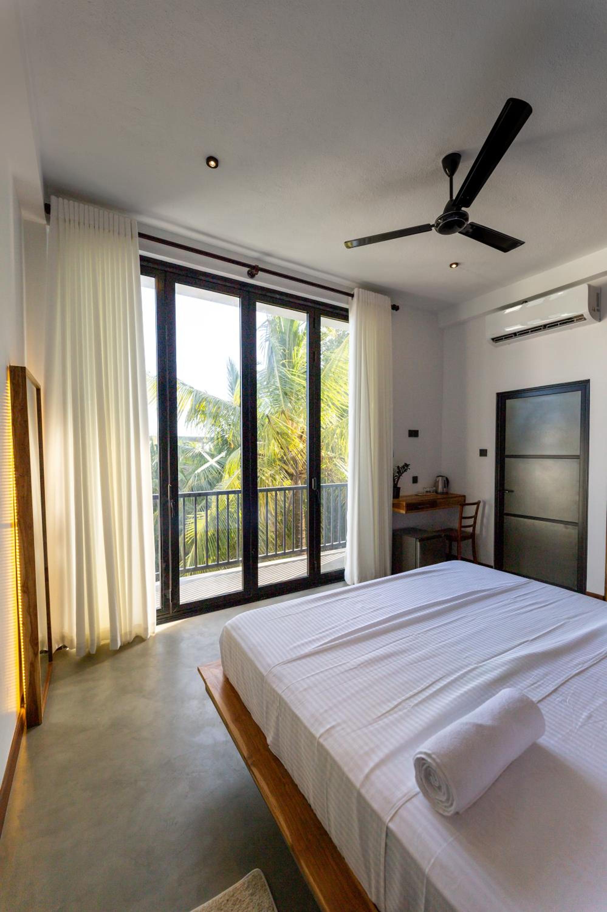 Double Room with Sea View photo 3
