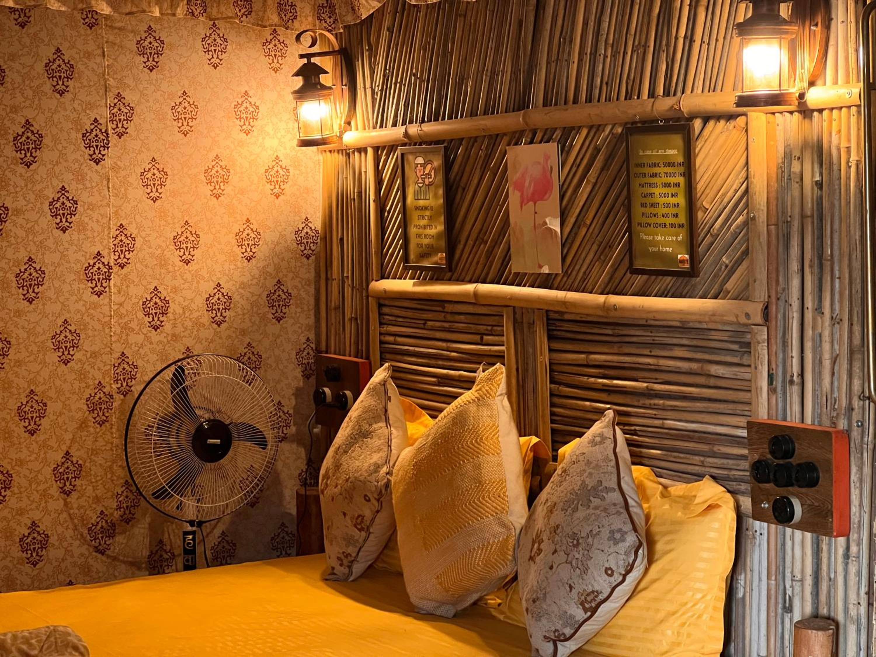 Quadruple Room with Balcony - Photo 6