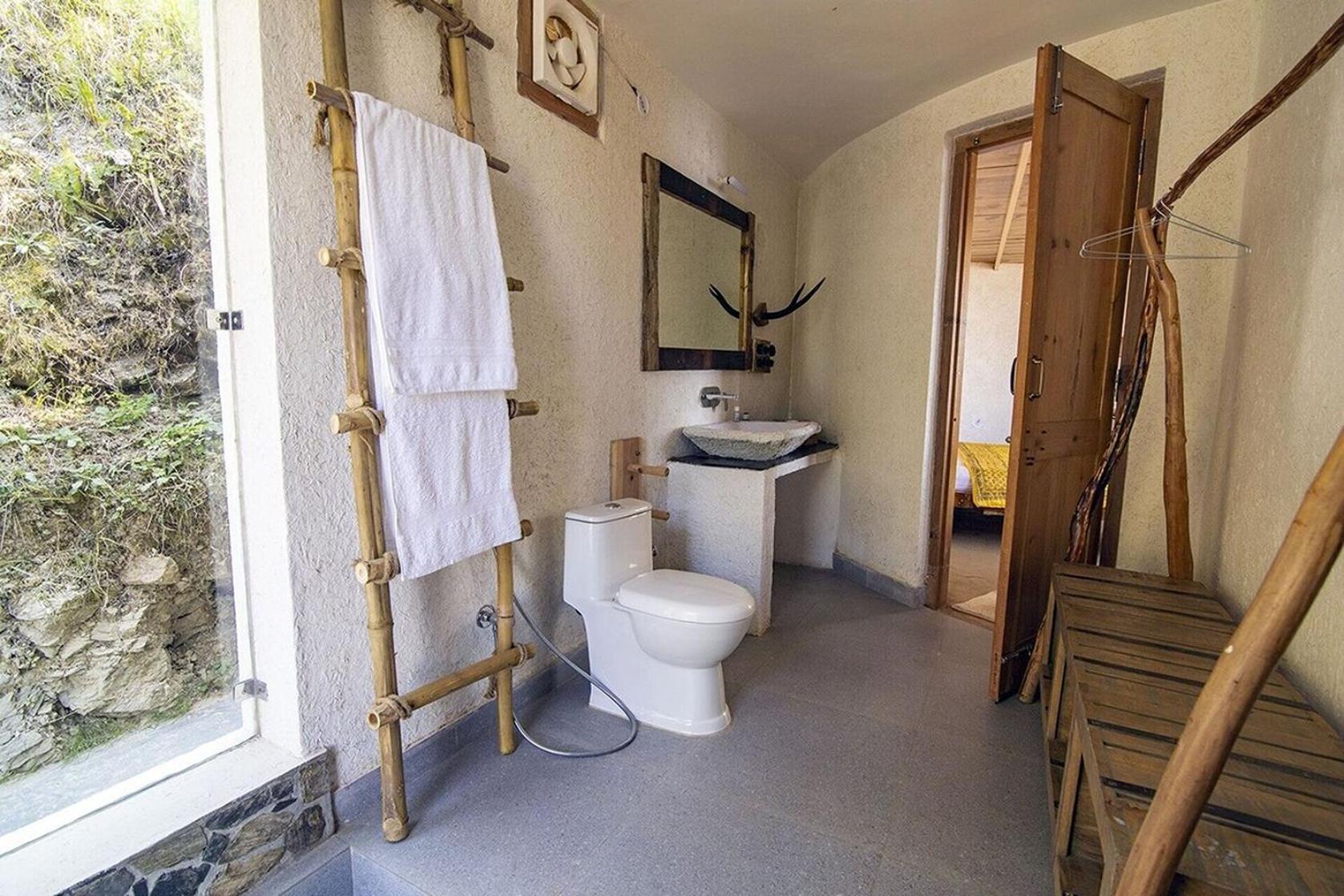 Two-Bedroom House - Photo 2
