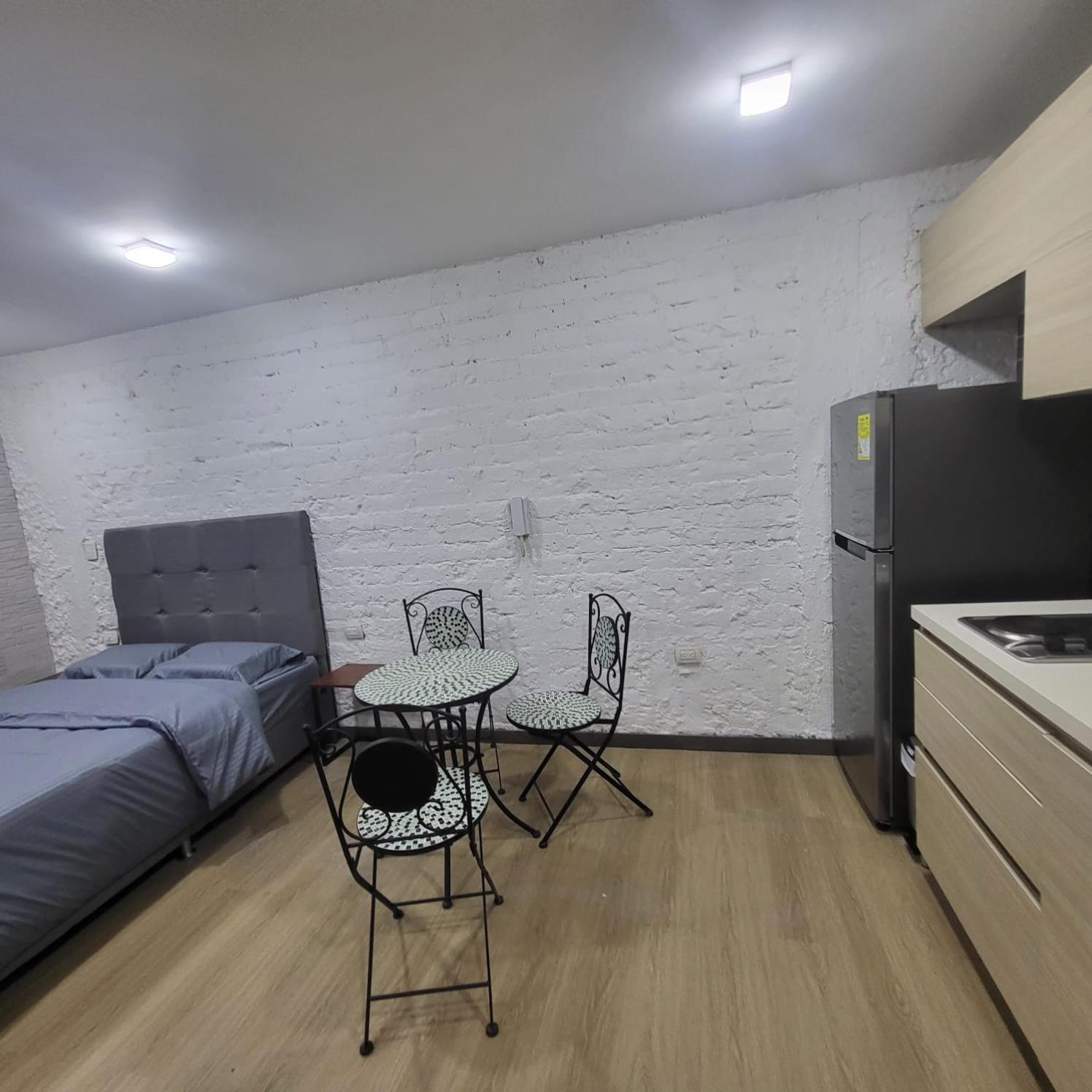 Apartment with Terrace photo 3