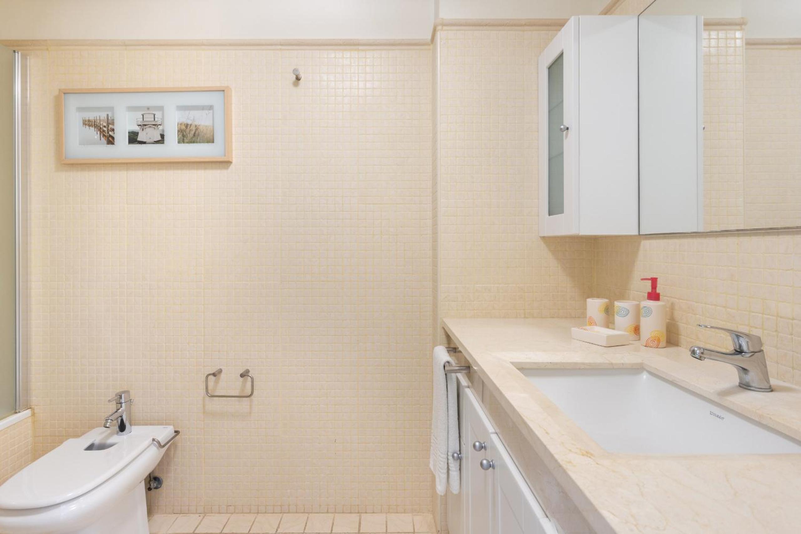 Apartment - Photo 3