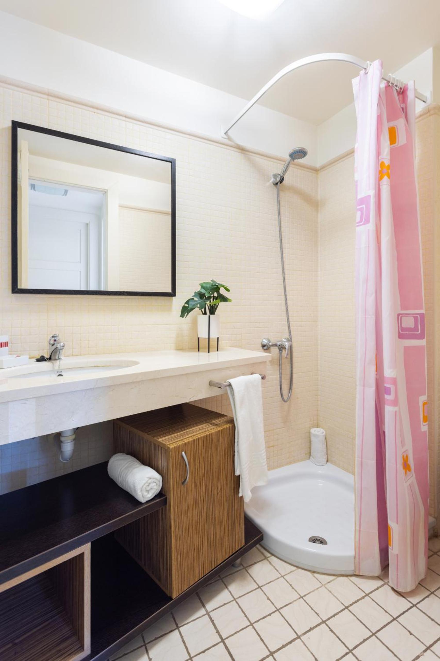 Apartment - Photo 17