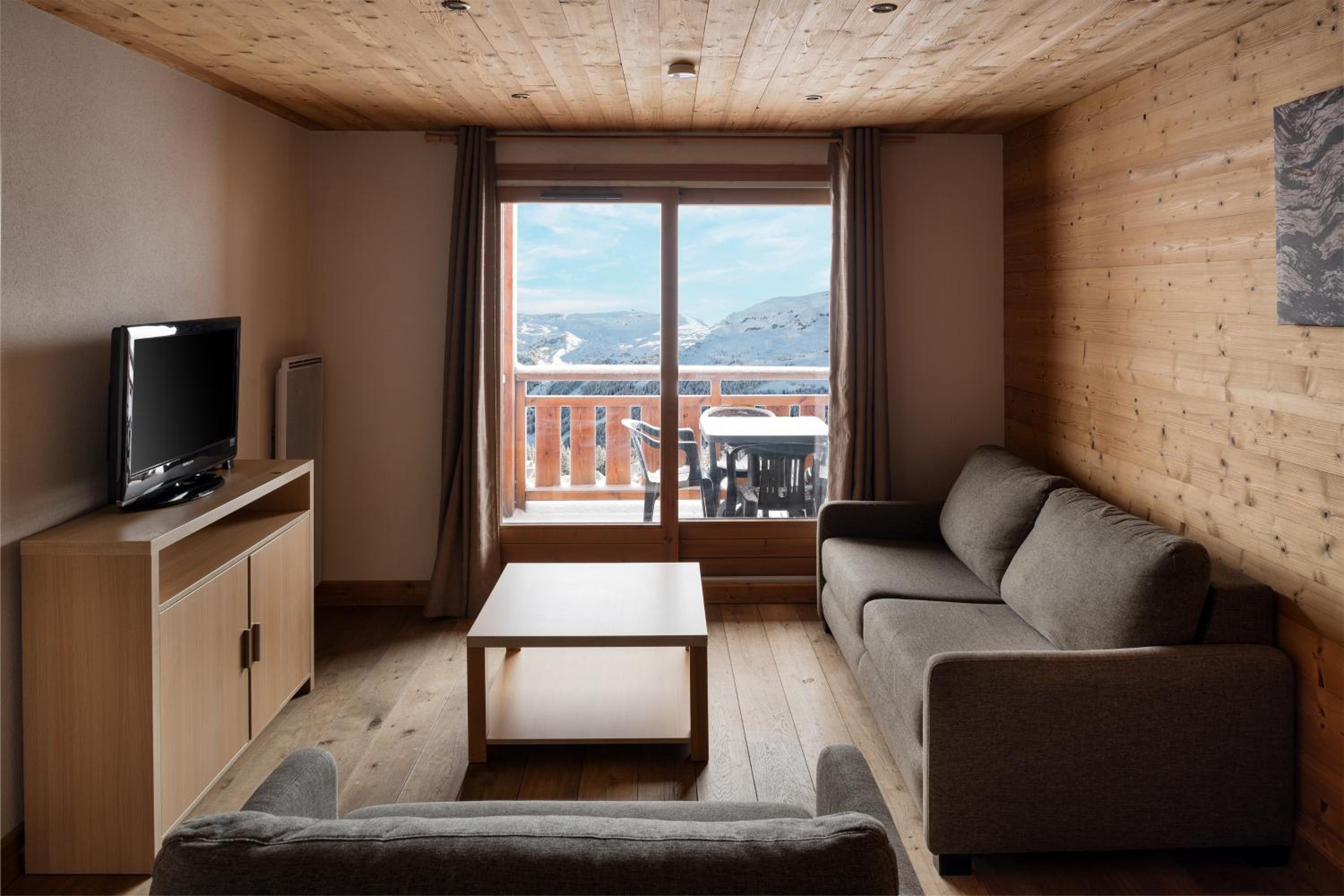 1 Bedroom Apartment (4 Adults)
