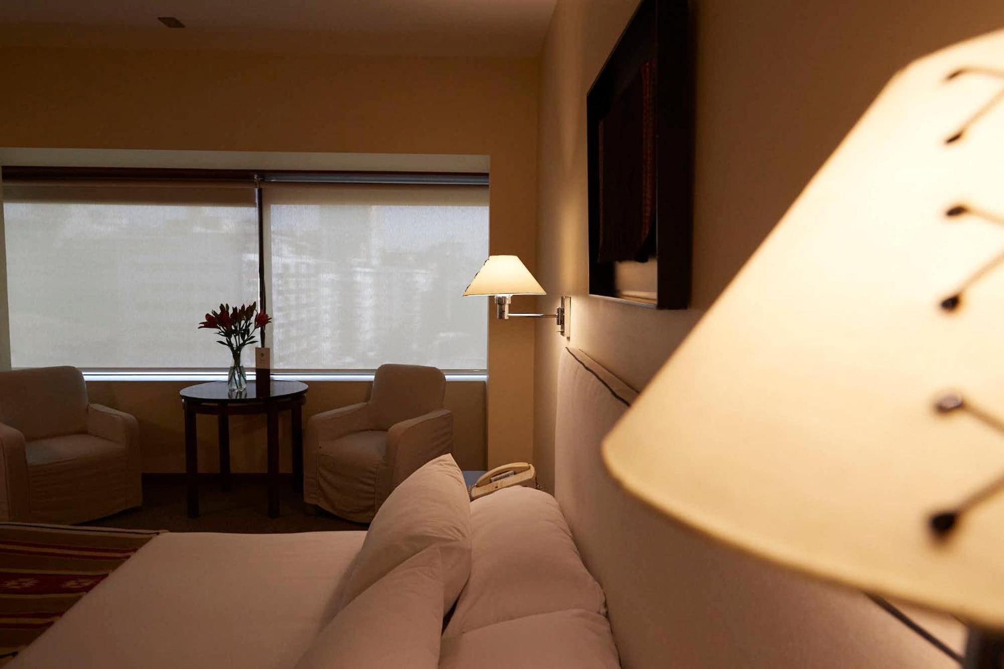 Standard King Room photo 2