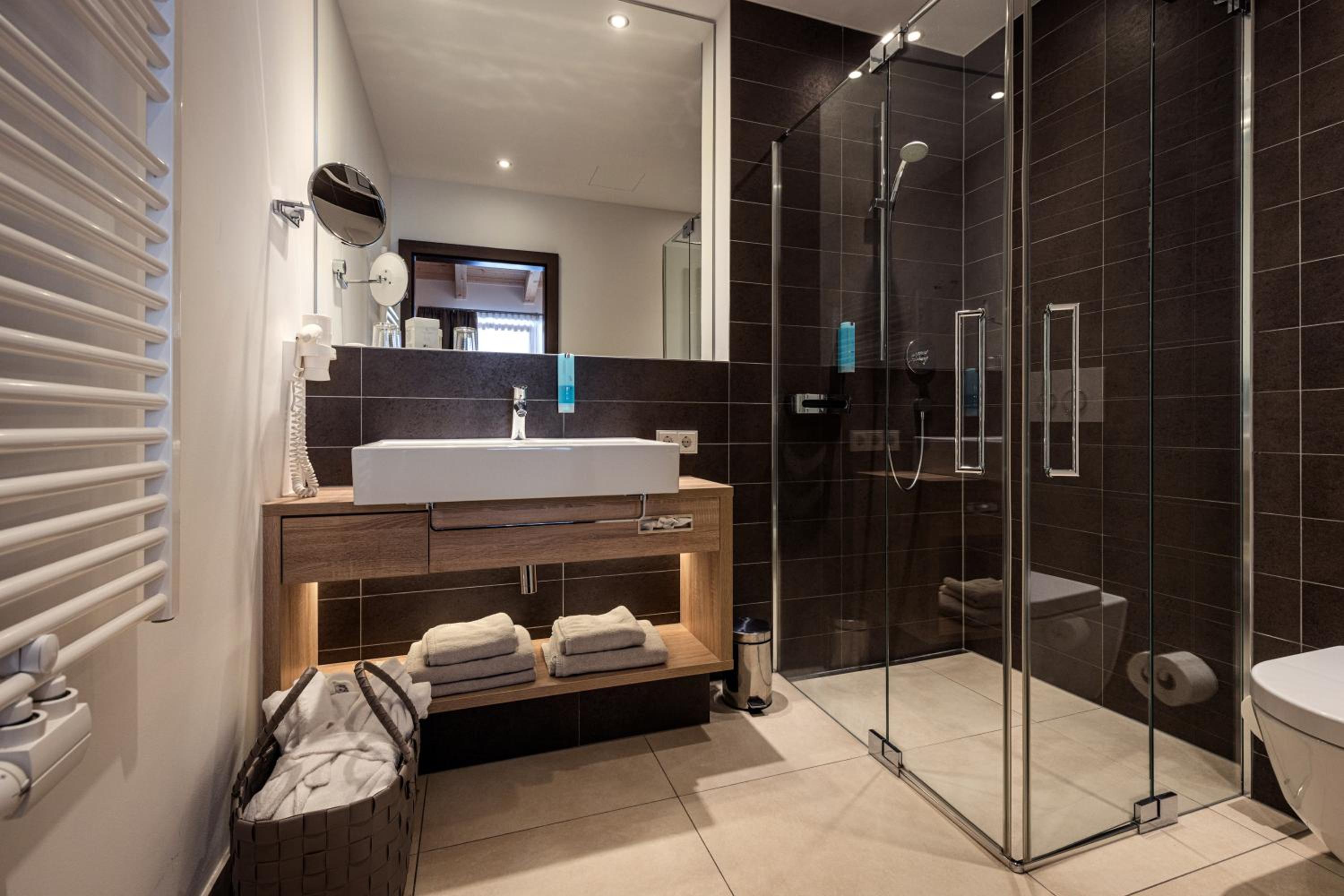 Superior Double or Twin Room with Mountain View - Photo 6