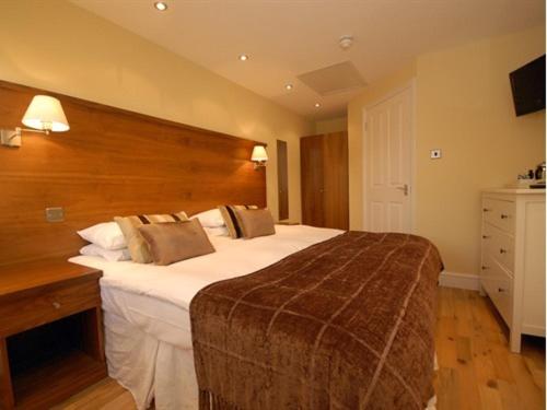 Family Room with Bath photo 1