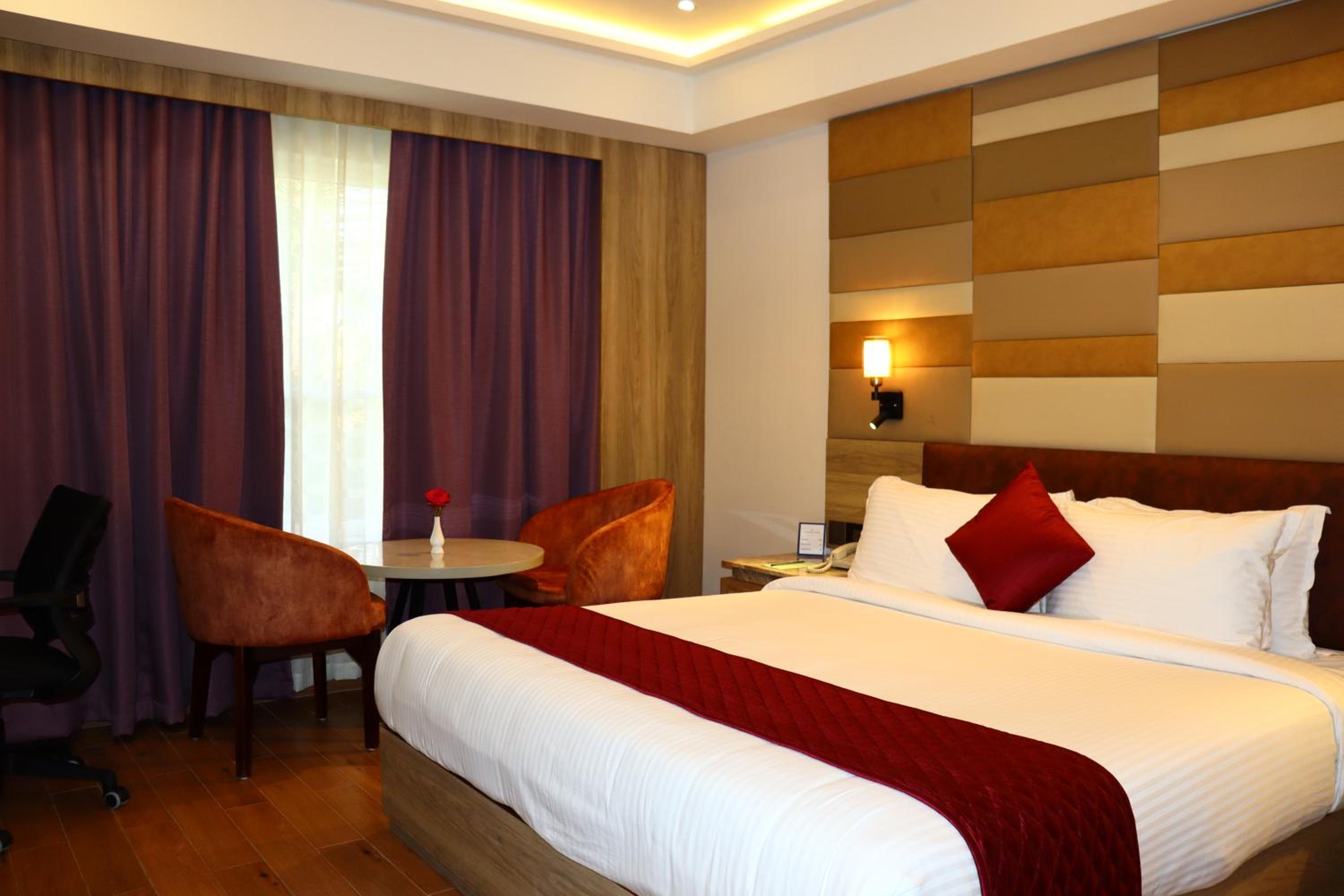 Deluxe Double Room - Photo 2