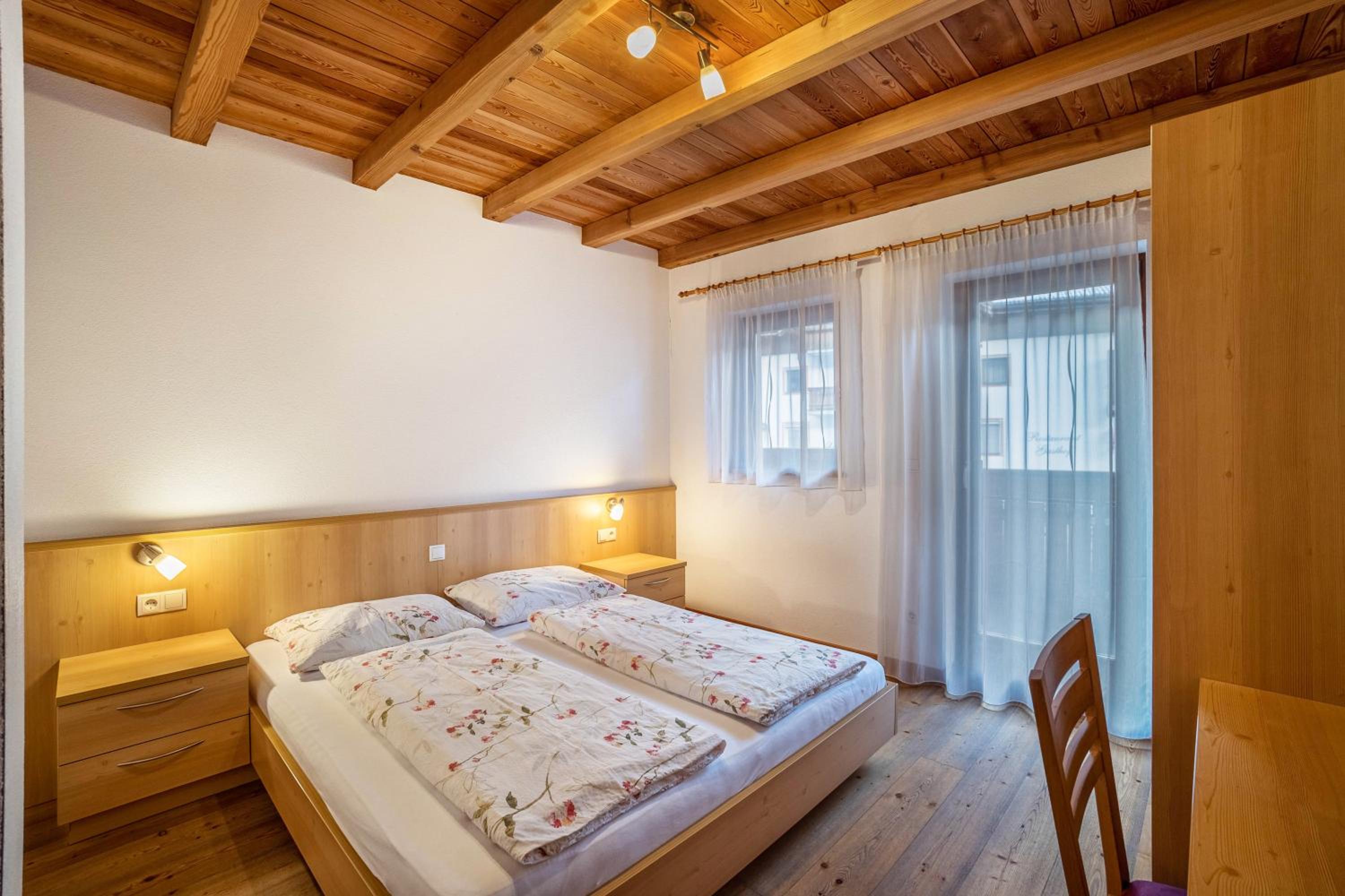 Superior One-Bedroom Apartment with Balcony