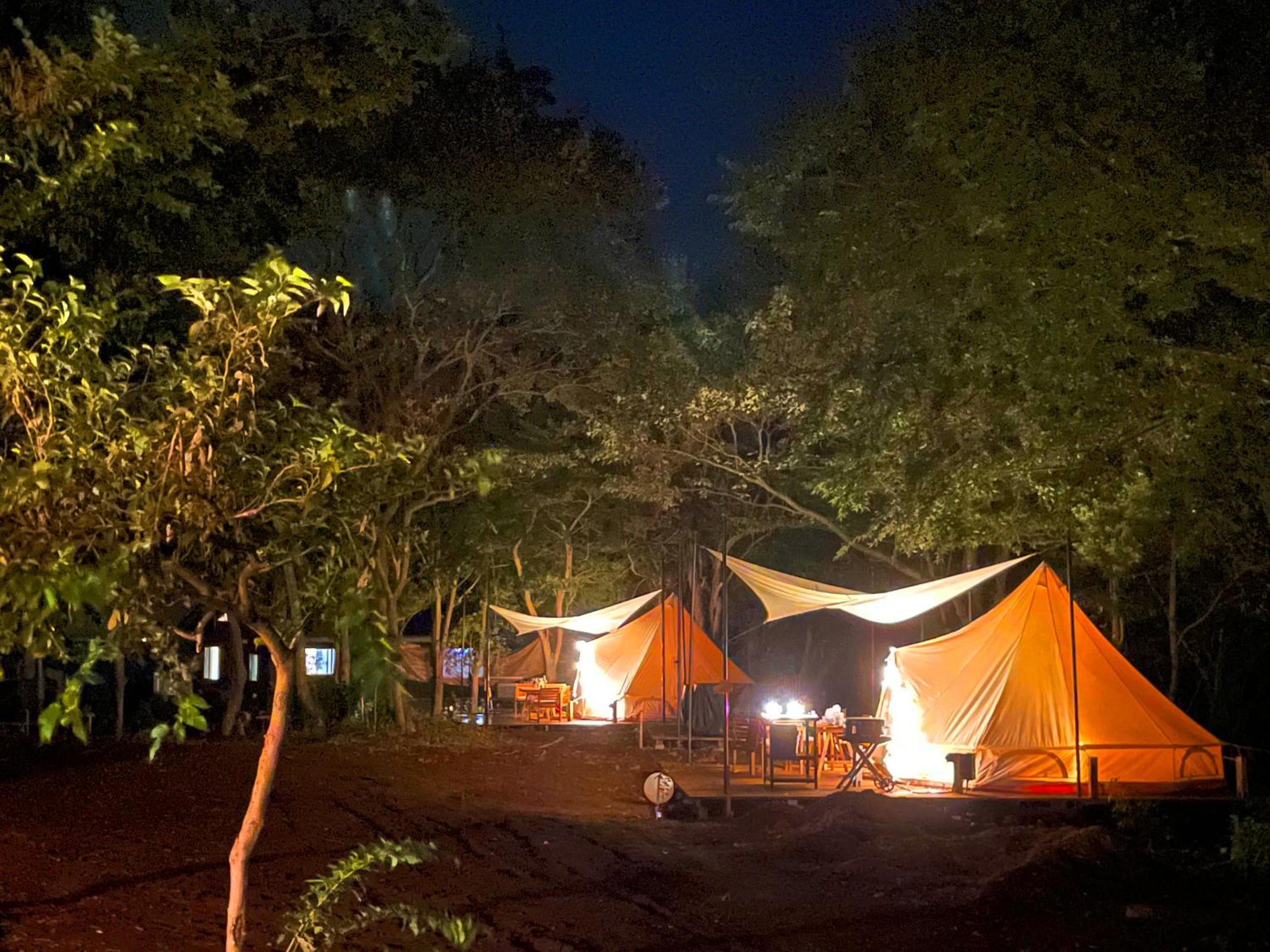Tent - Photo 3