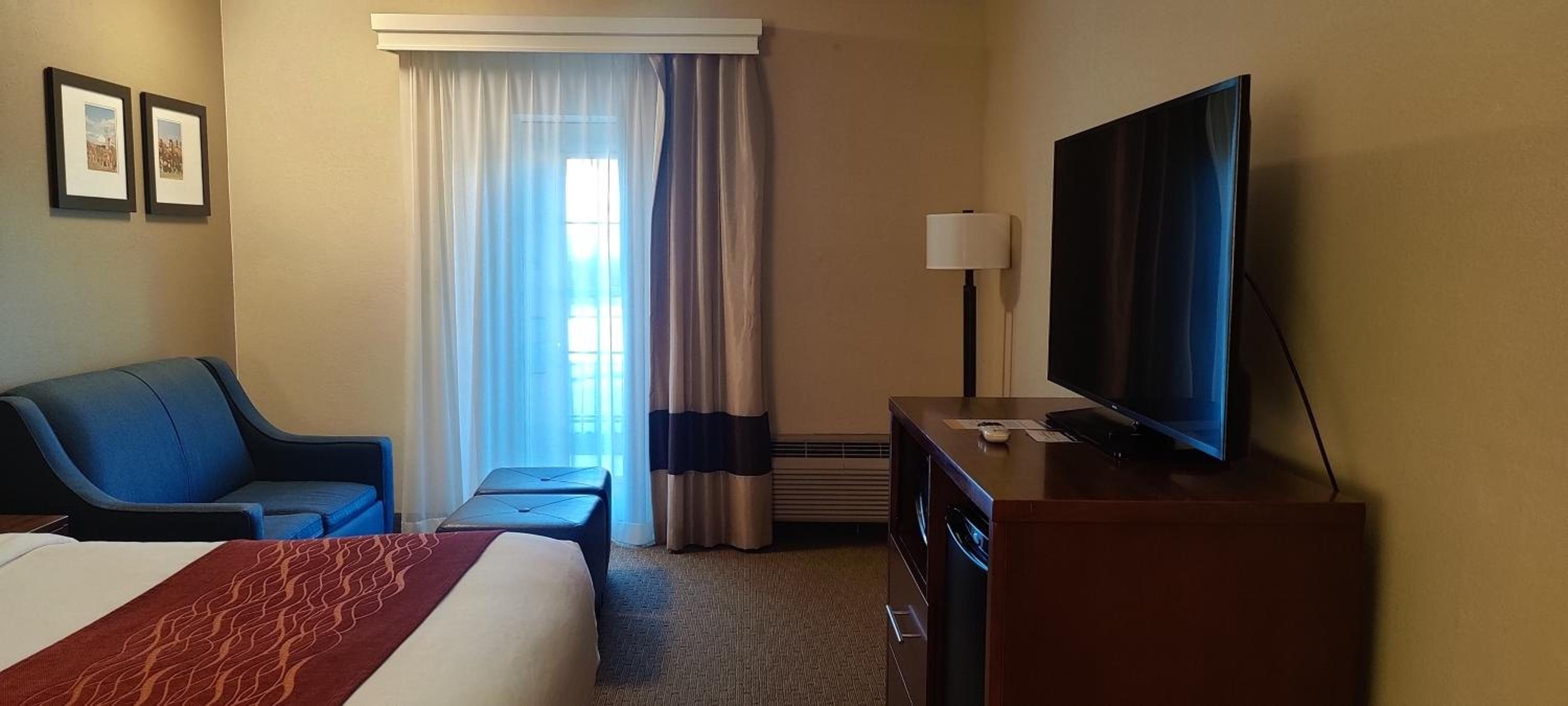 King Room with Courtyard View - Non Smoking - Photo 2
