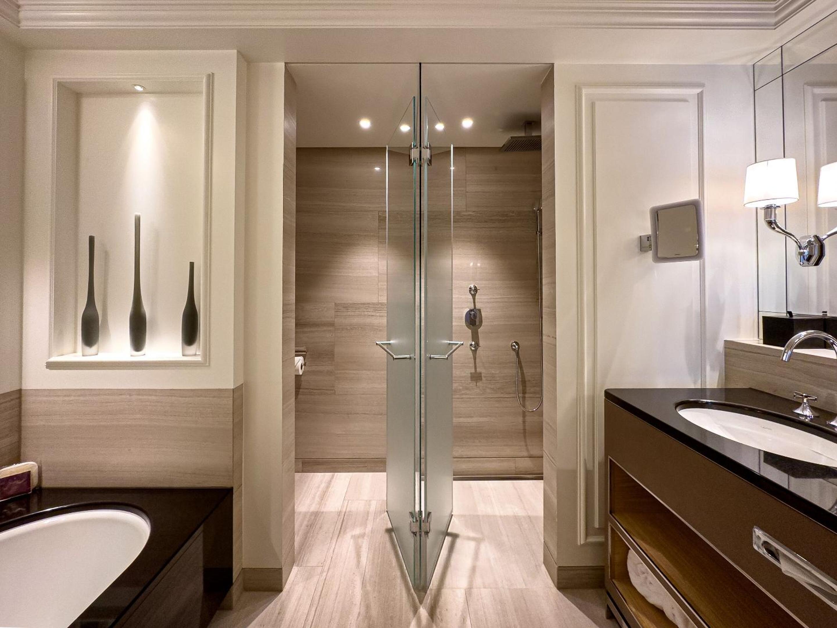Kronenhof Suite photo 2