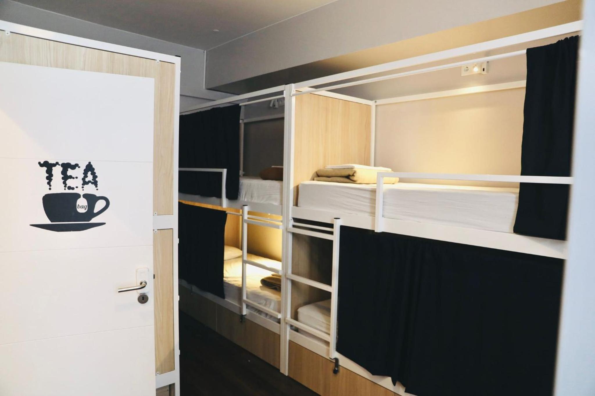Bed in 10-Bed Mixed Dormitory Room photo 2