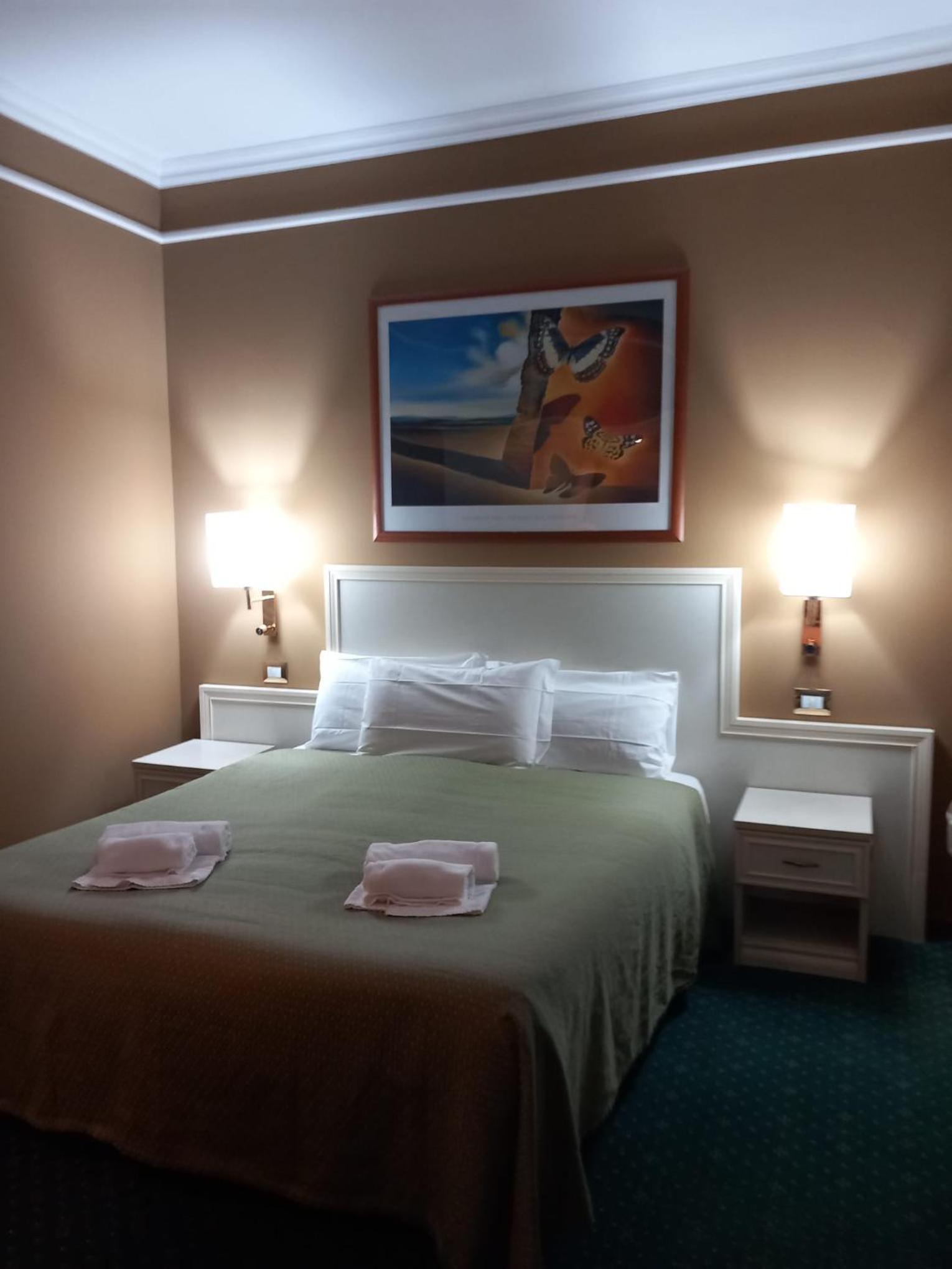 Single Room photo 1