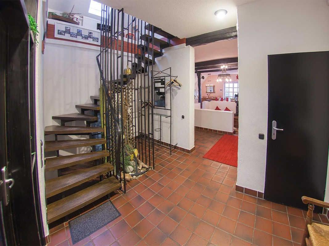 Four-Bedroom House photo 1