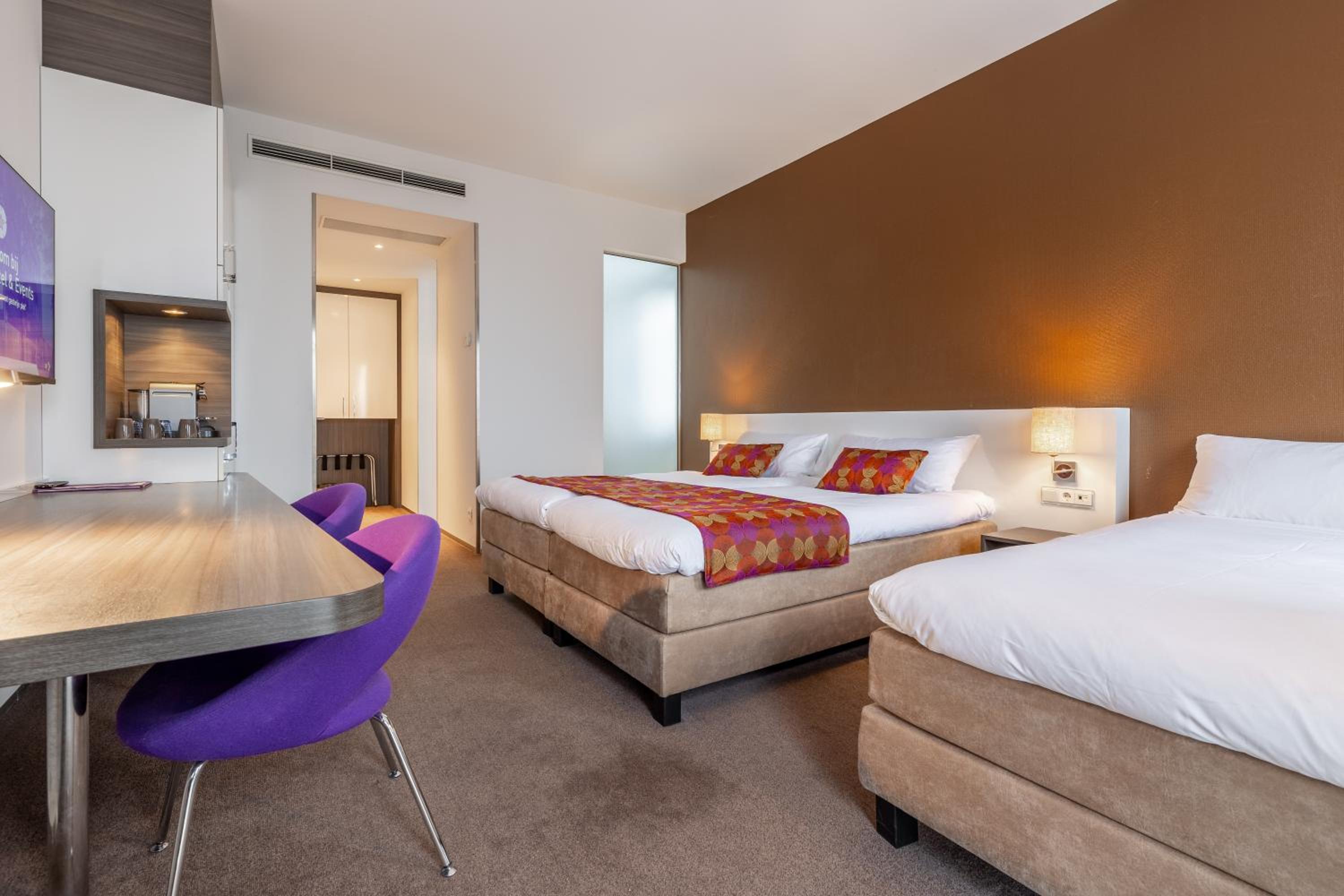Triple Room - Photo 1