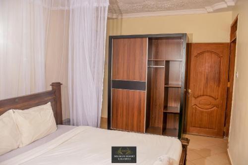Standard Single Room with Shower