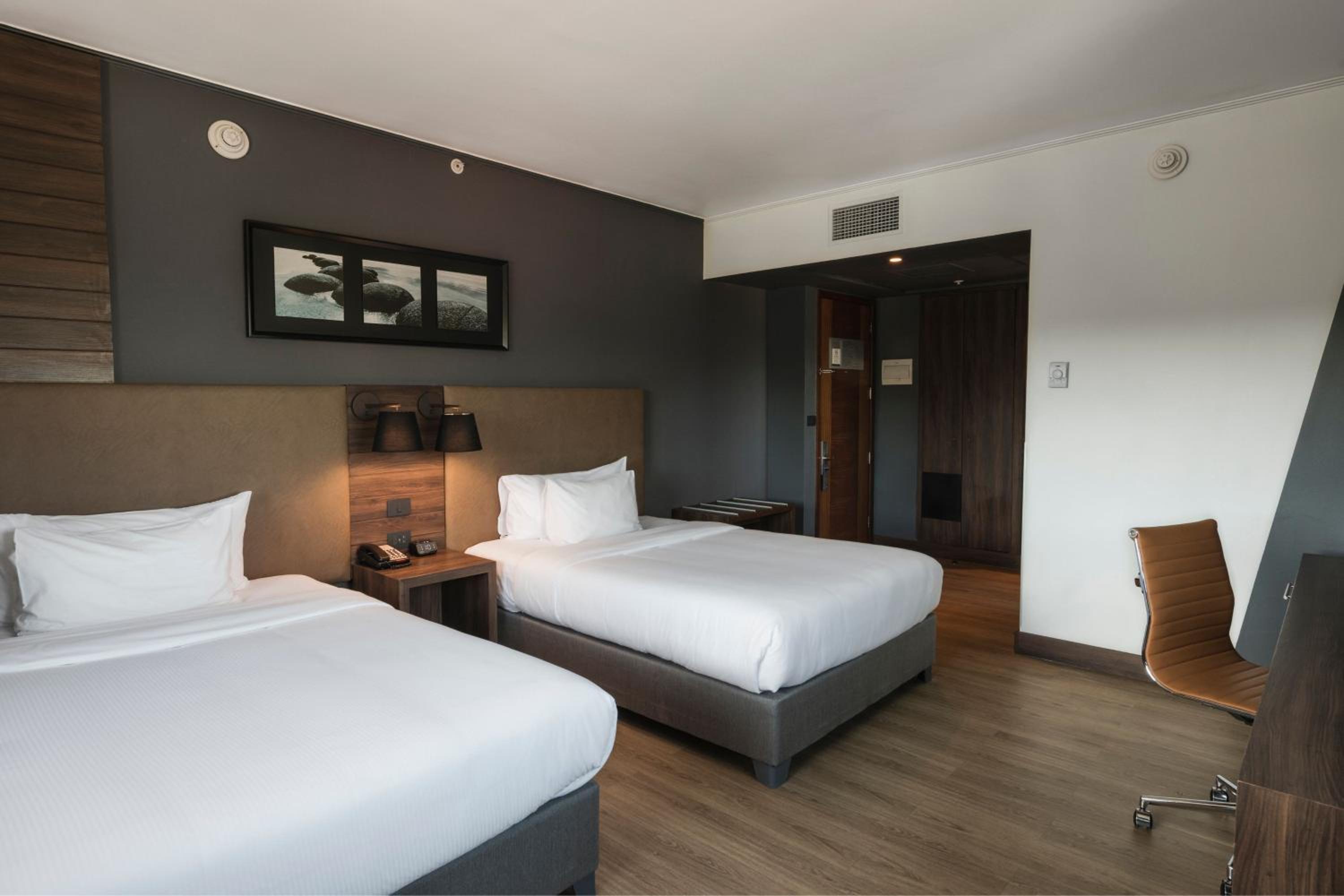 Twin Room - Photo 1