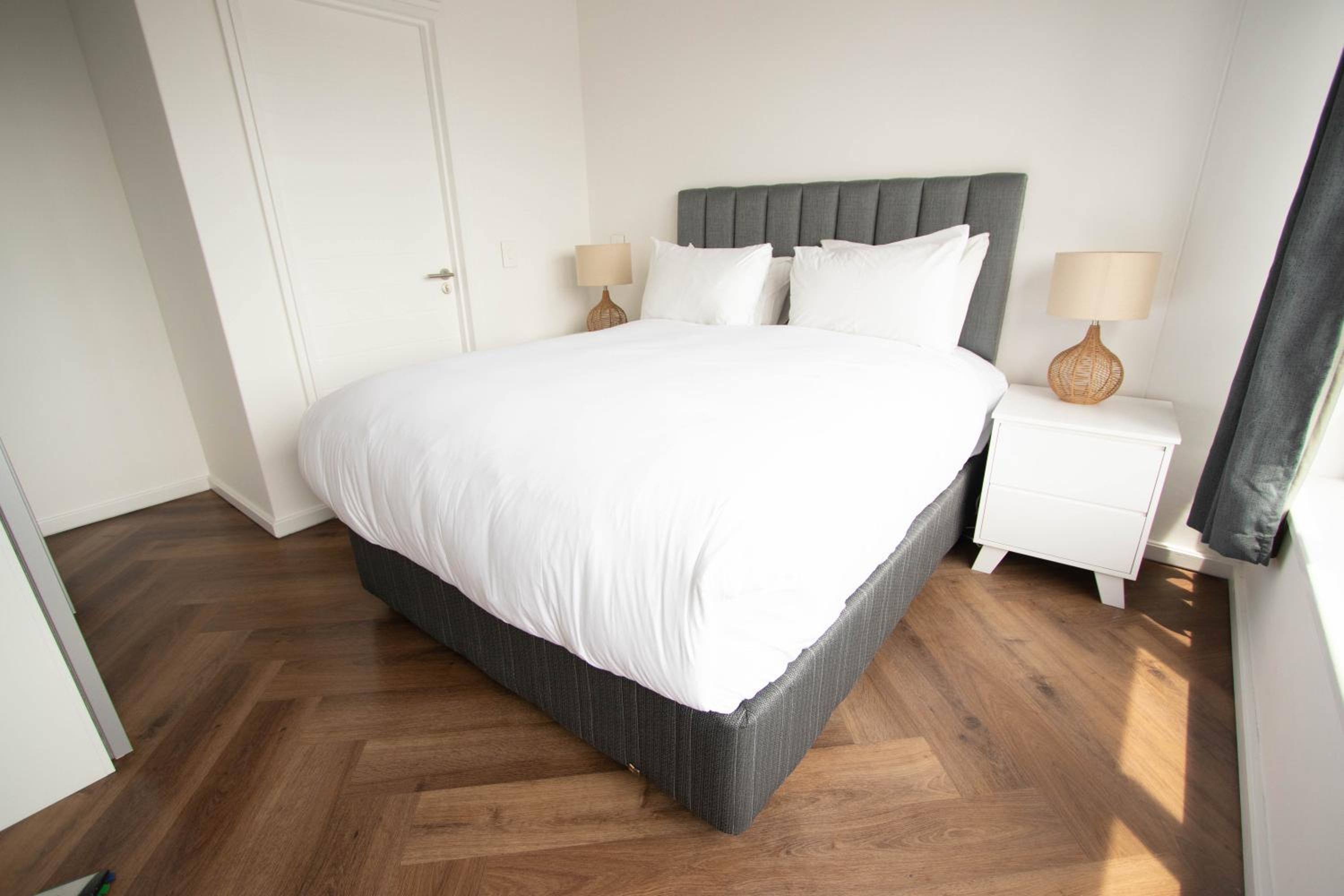 One-Bedroom Apartment - Photo 5