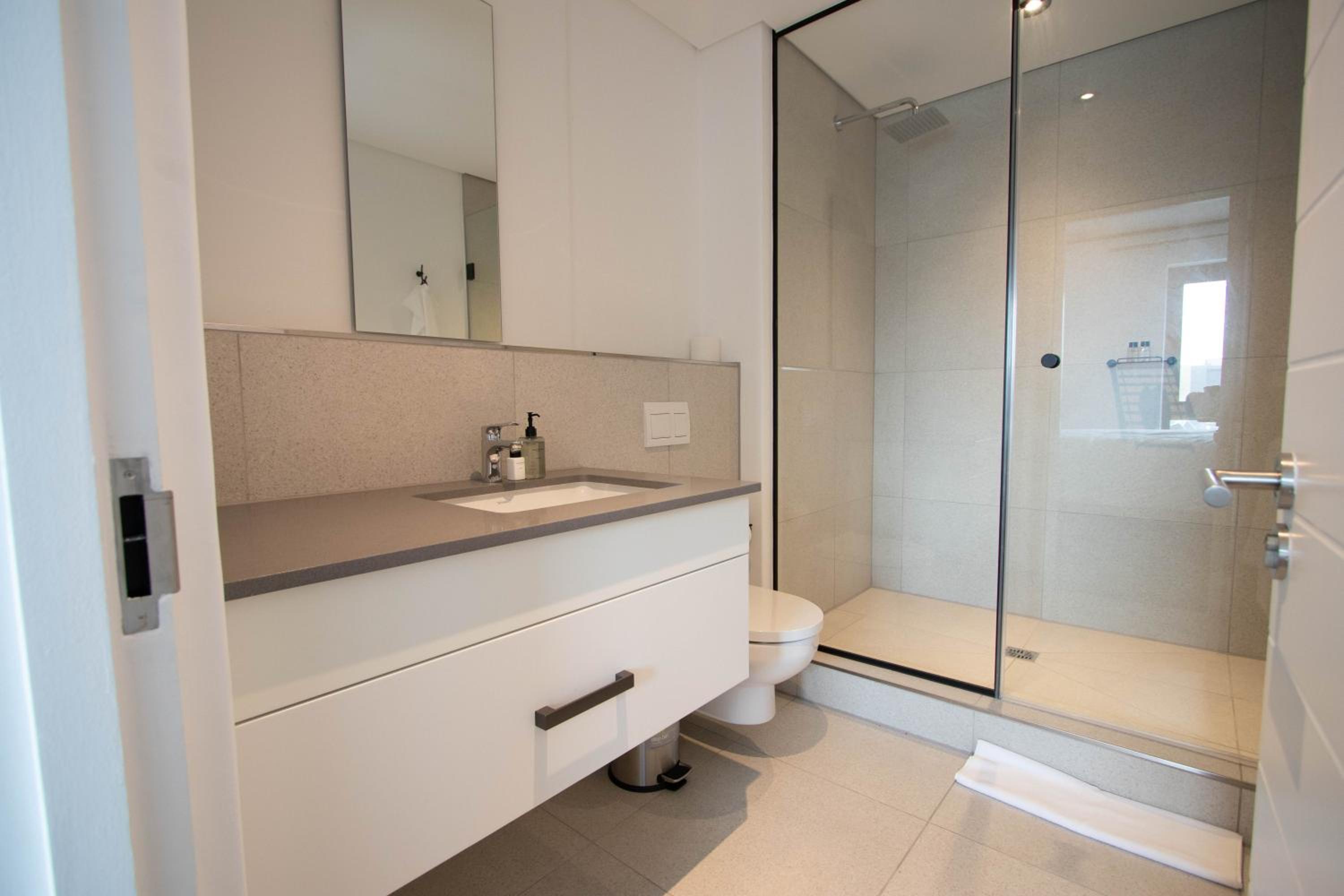 One-Bedroom Apartment - Photo 4
