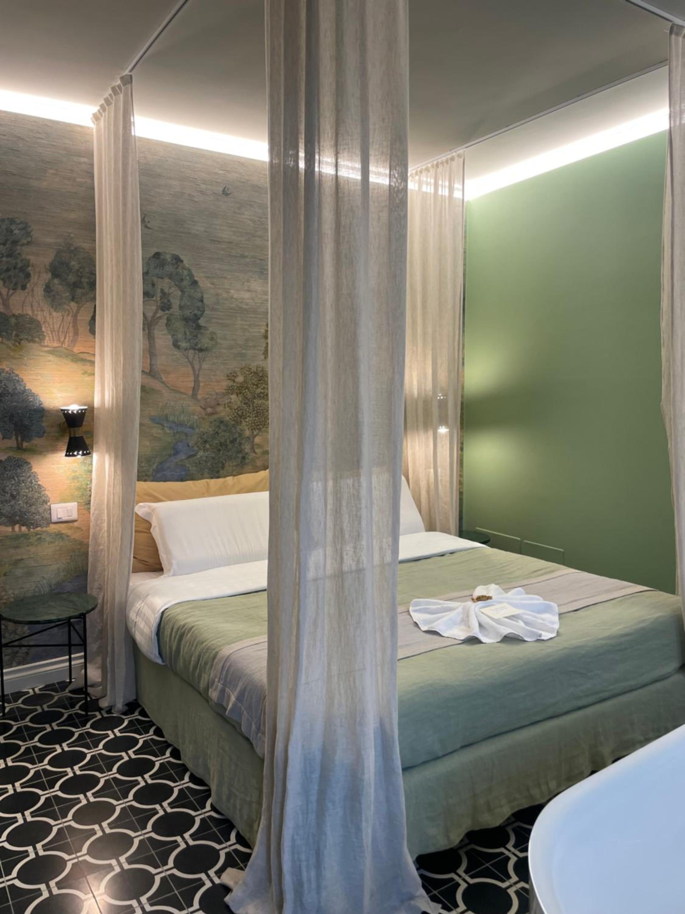 Large Double Room - Photo 21