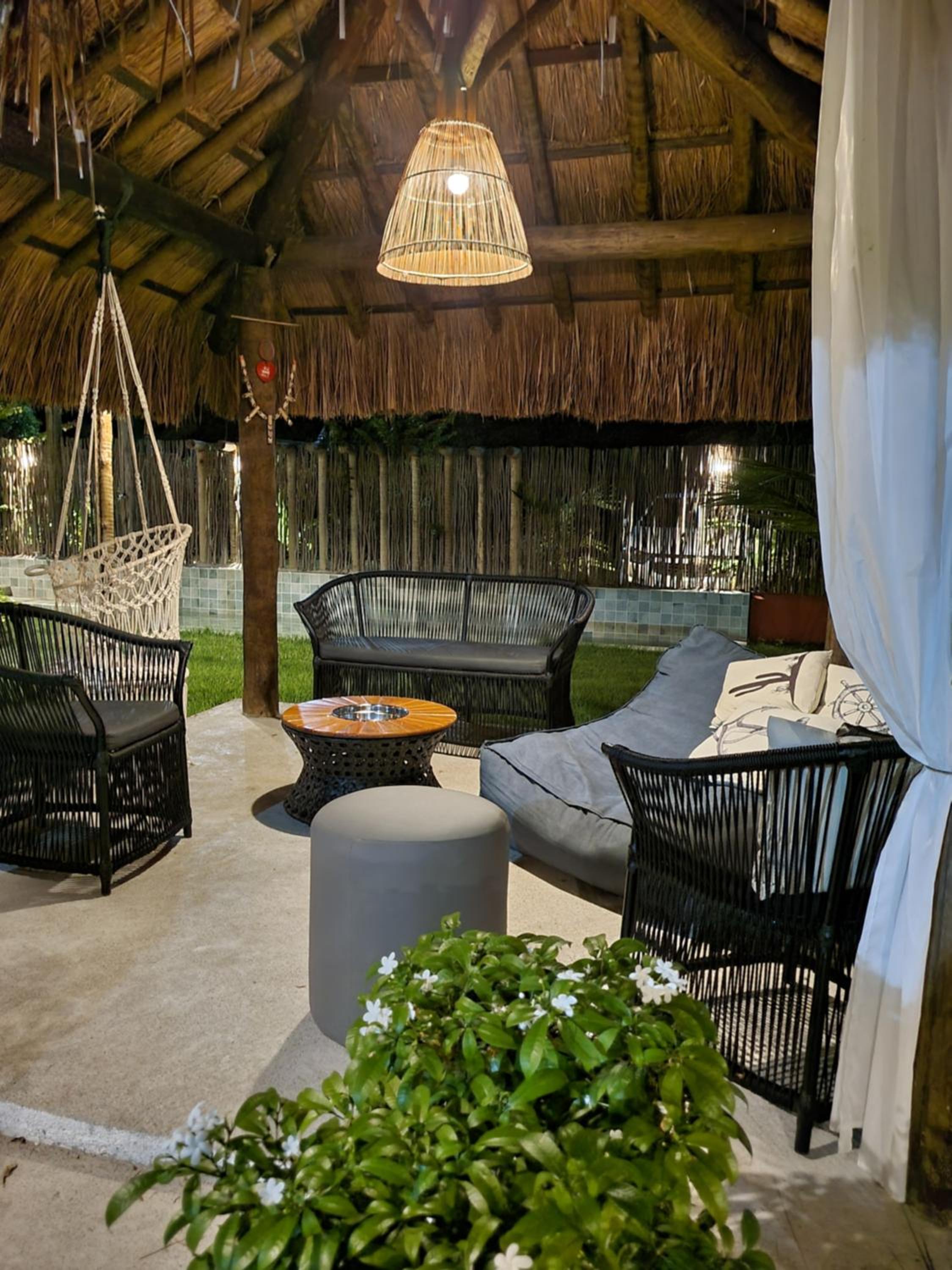 Deluxe Bungalow - Photo 2