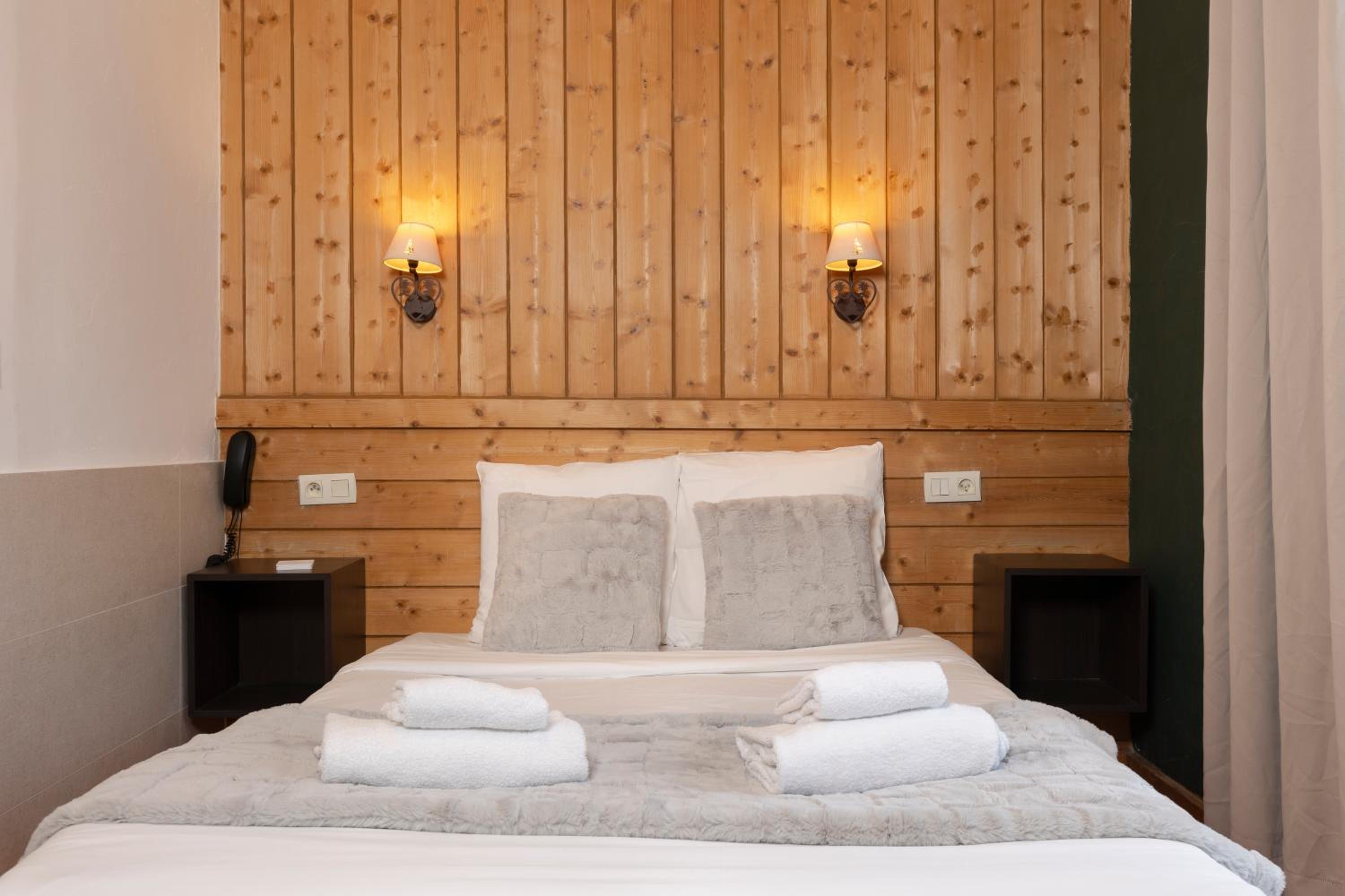 Double room with Balcony Mont Blanc side - Photo 5
