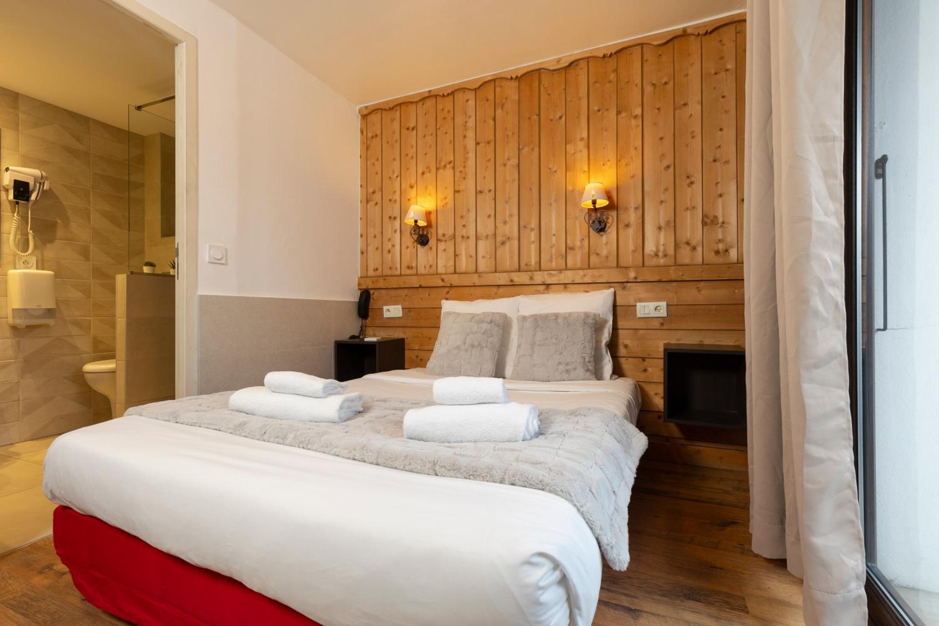 Double room with Balcony Mont Blanc side - Photo 1