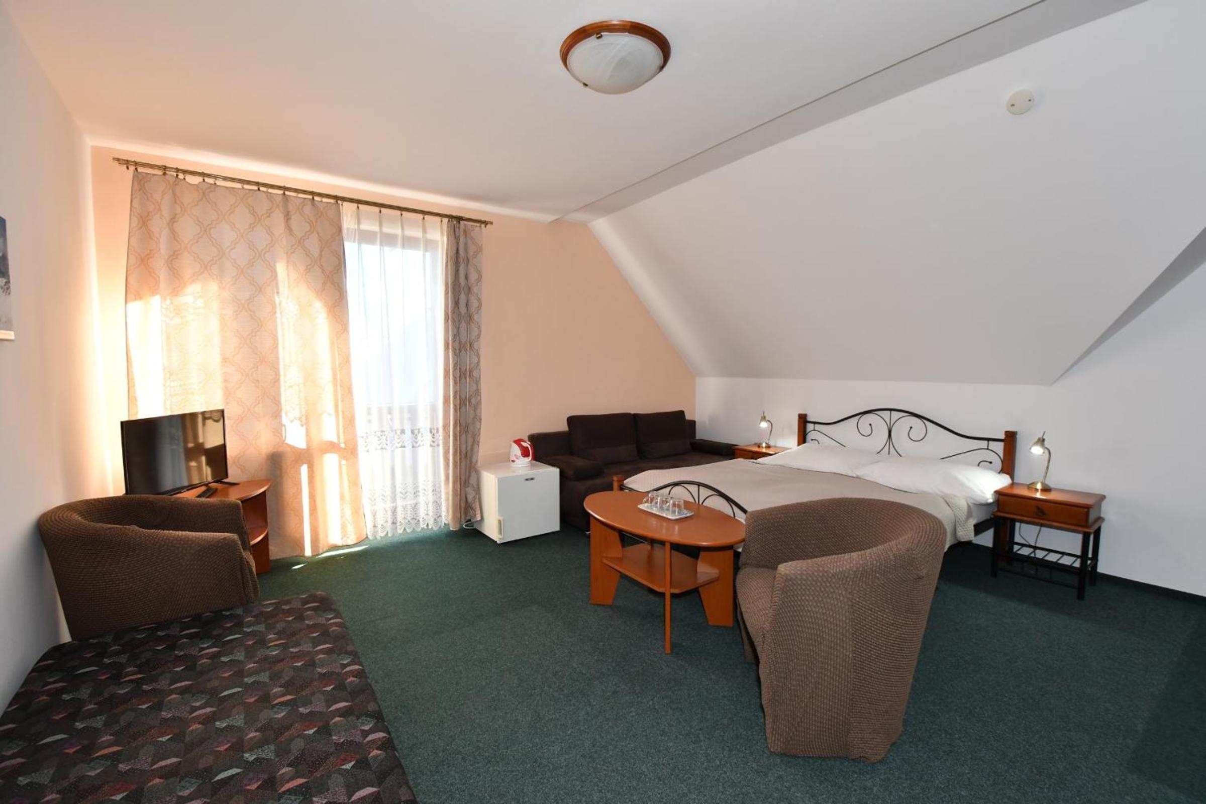 Triple Room - Photo 1