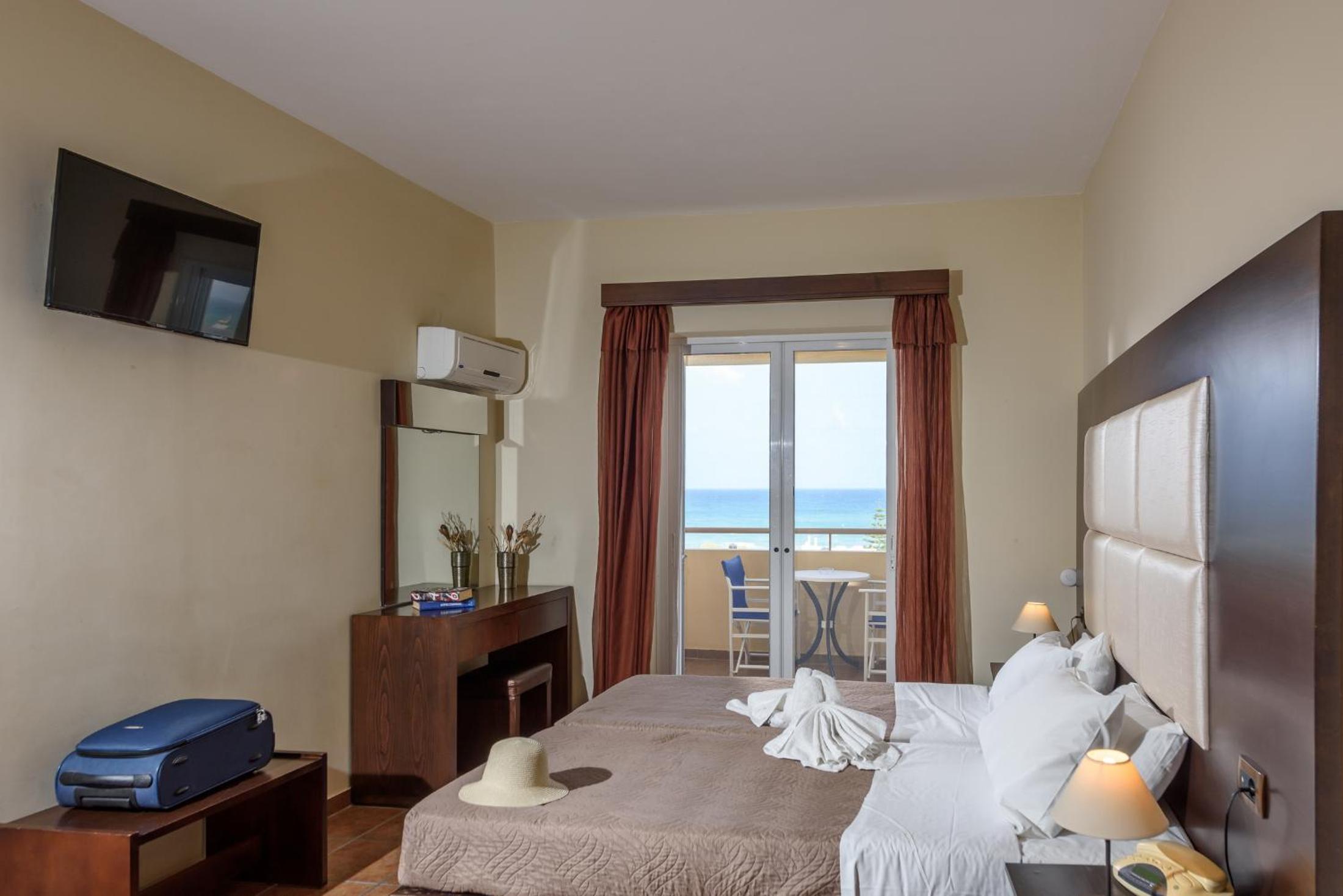 Maisonette with Plunge Pool Sea View thumbnail 6
