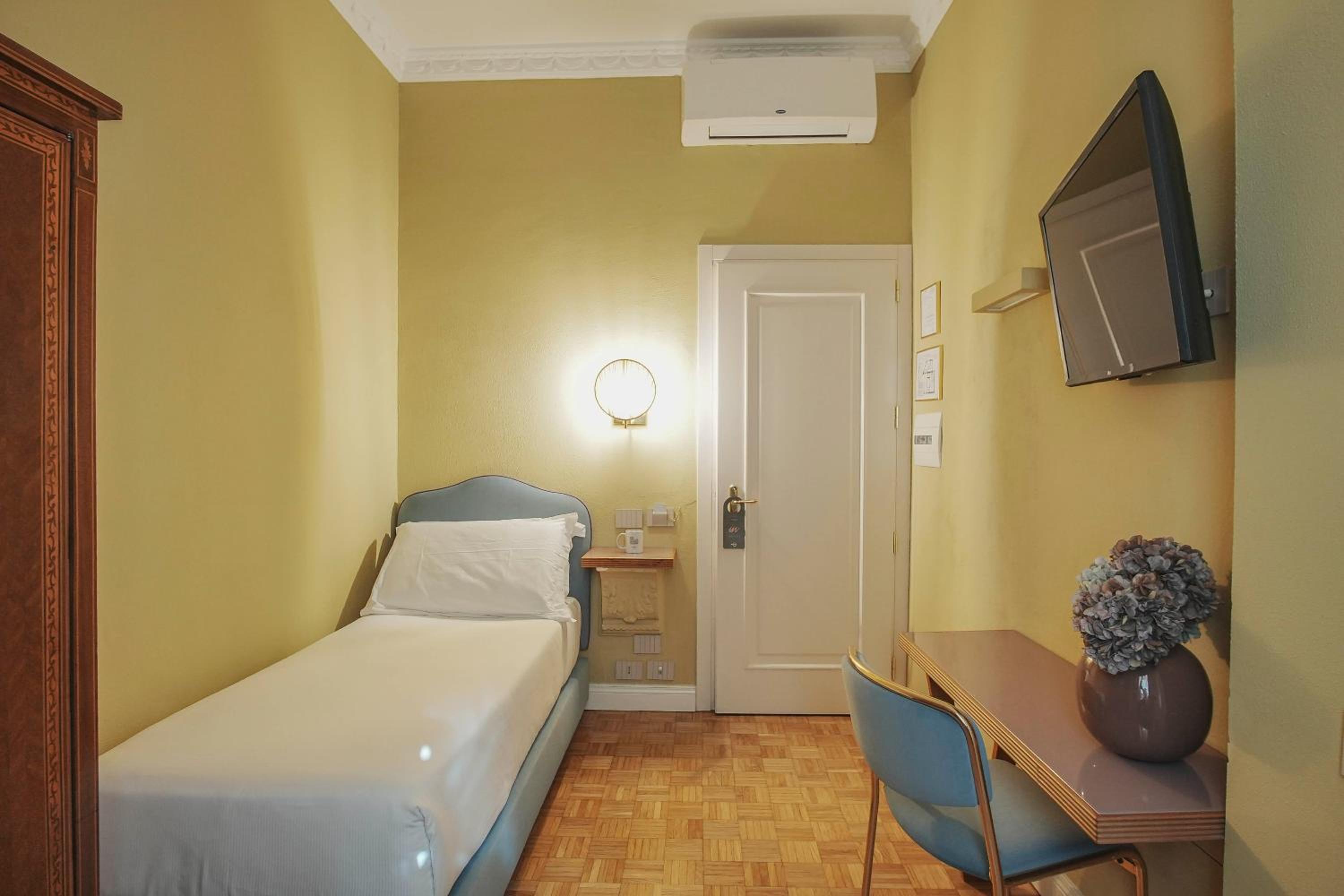 Single Room photo 1