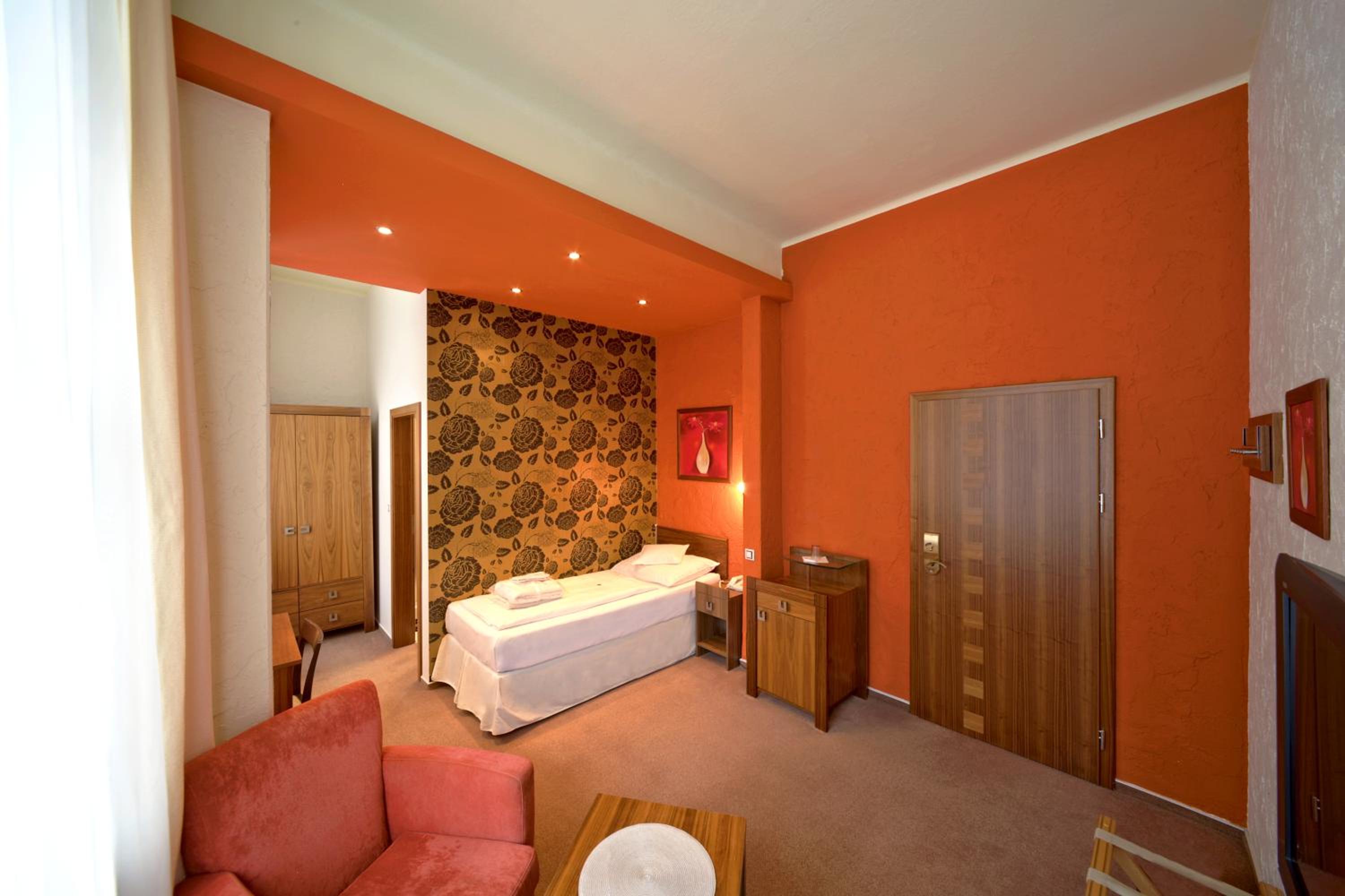 Standard Single Room photo 2