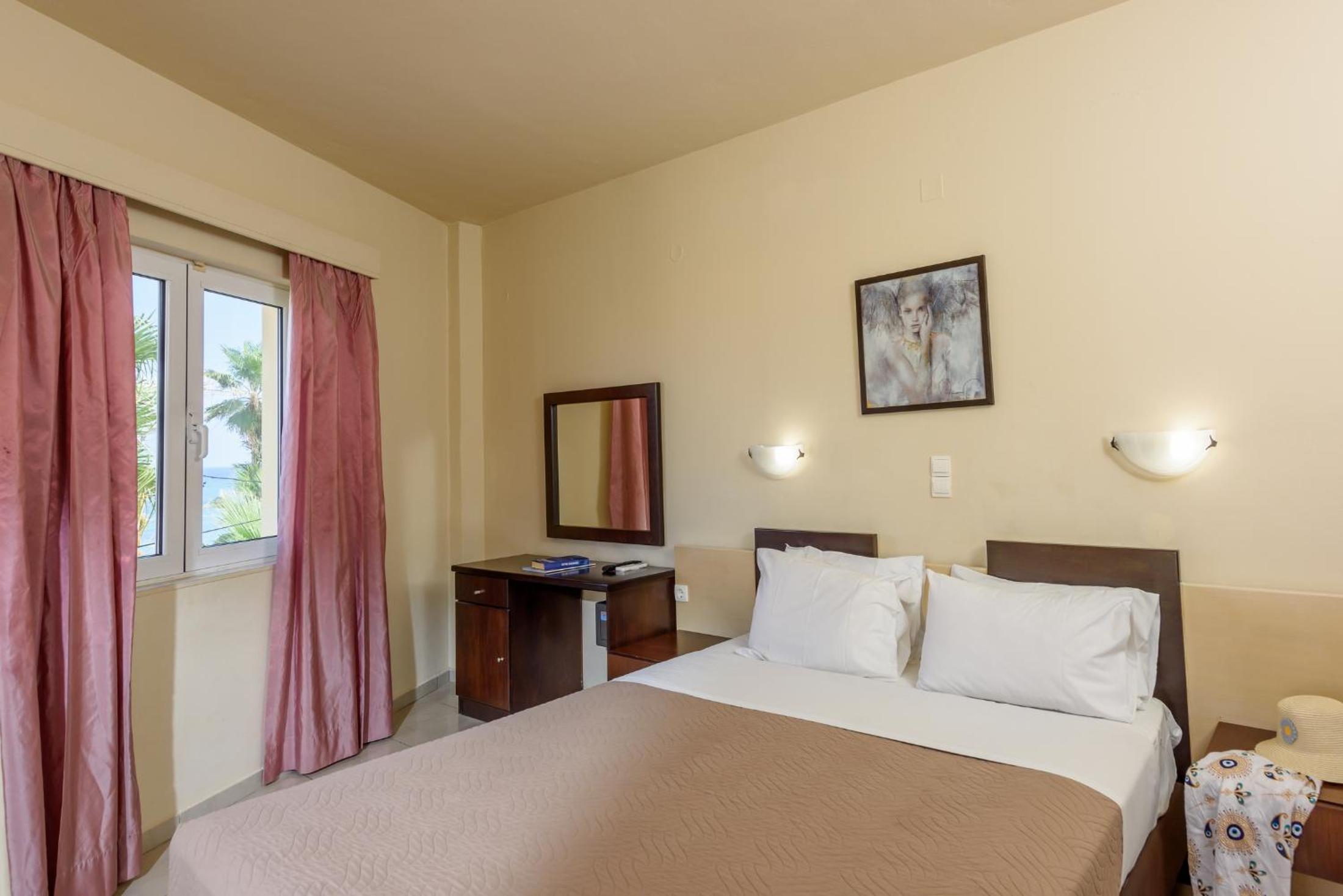 One Bedroom Apartment with Sea View