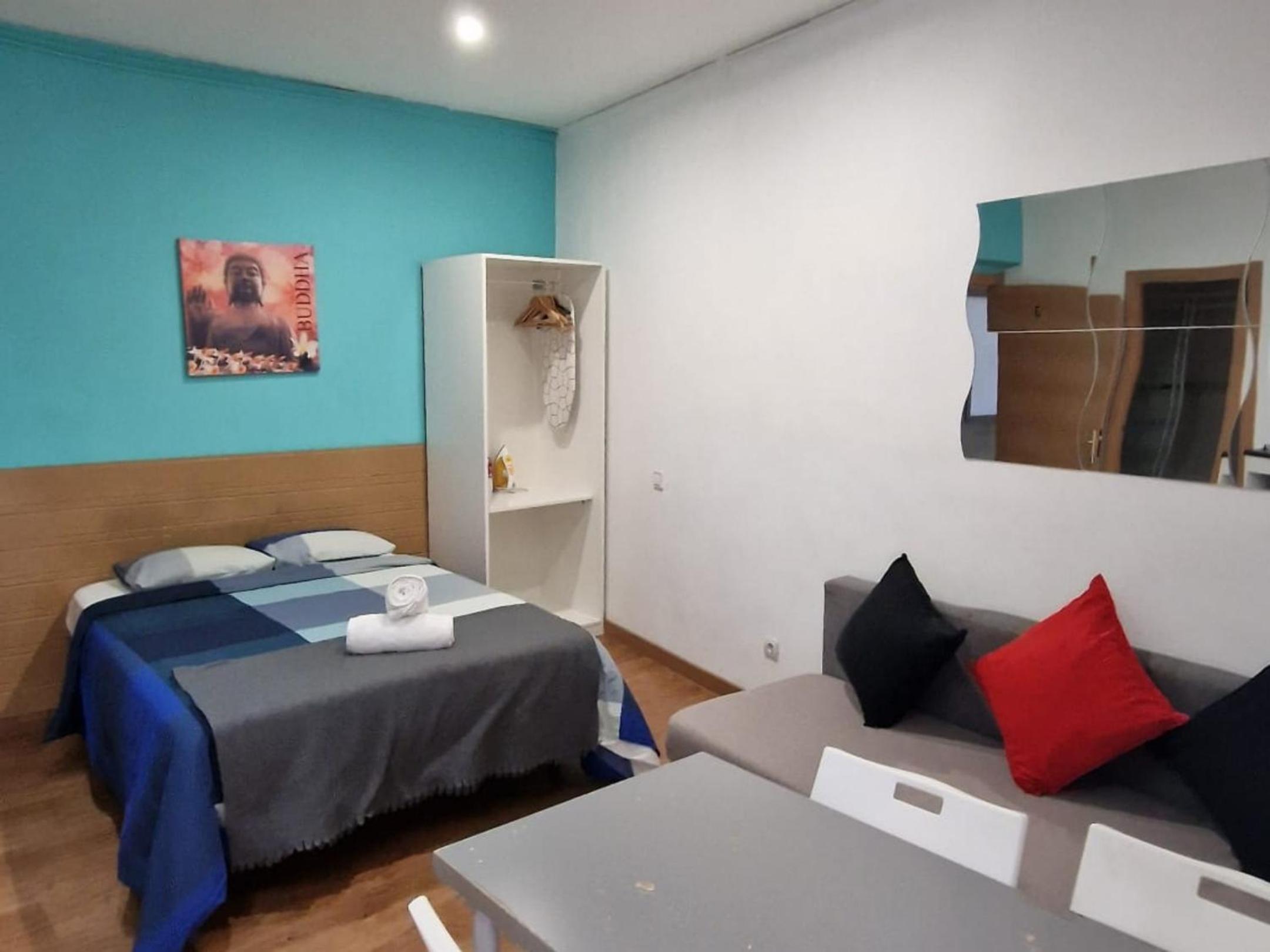 Estudio con Balcón