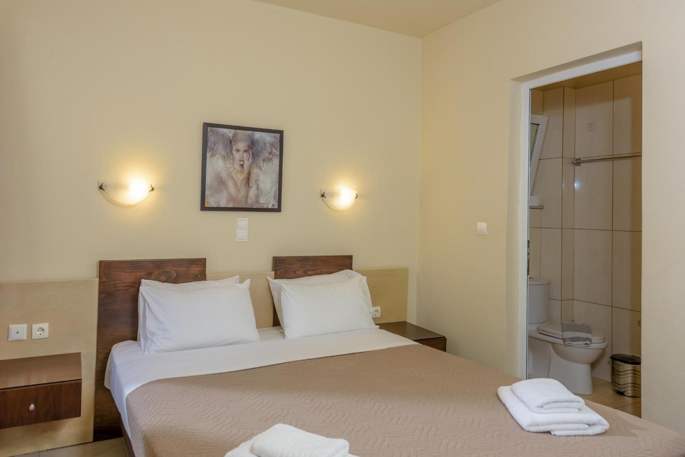 One-Bedroom Apartment with Sea View-Split Level
